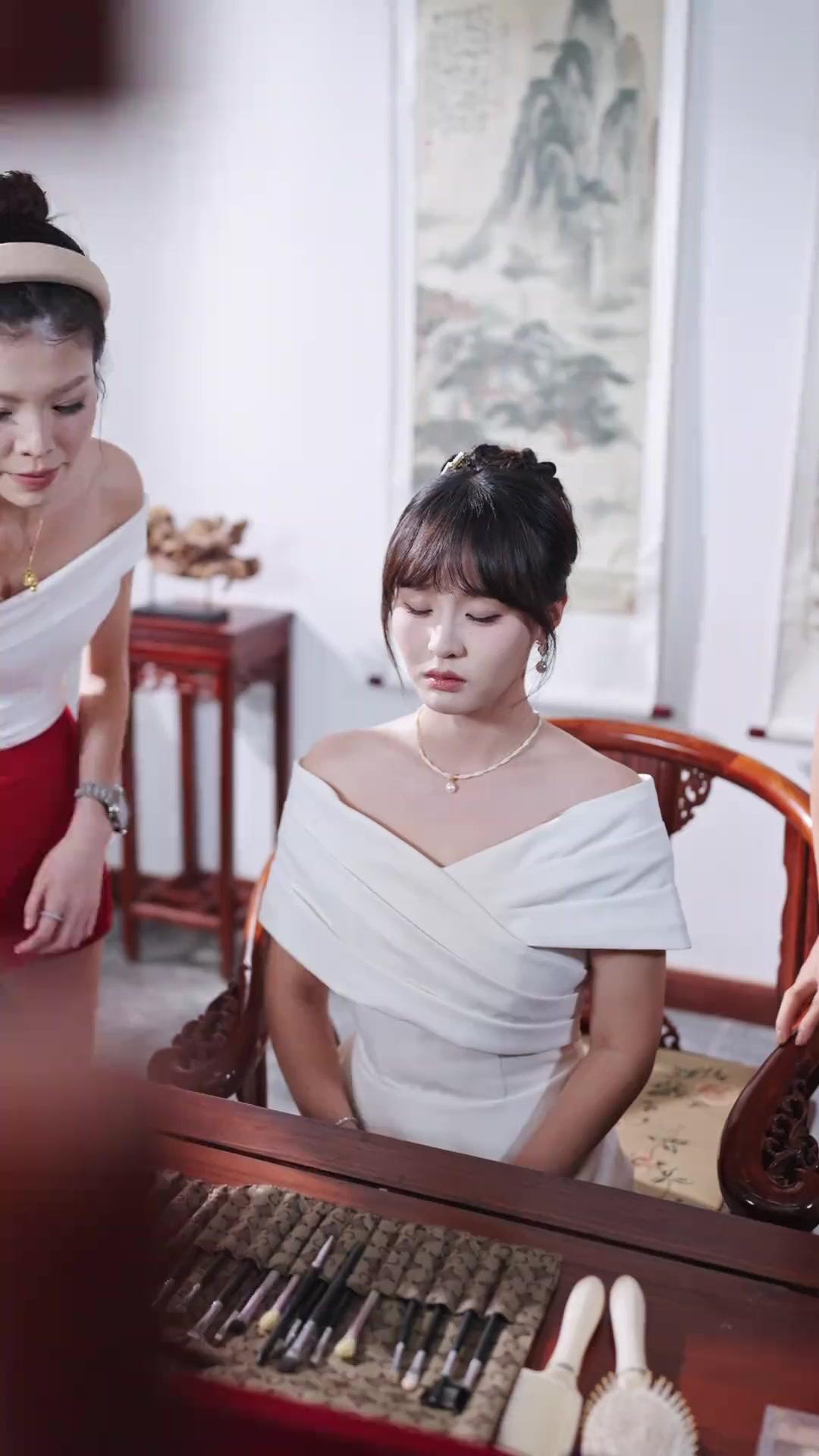 ¡La bisabuela inmortal regresó!