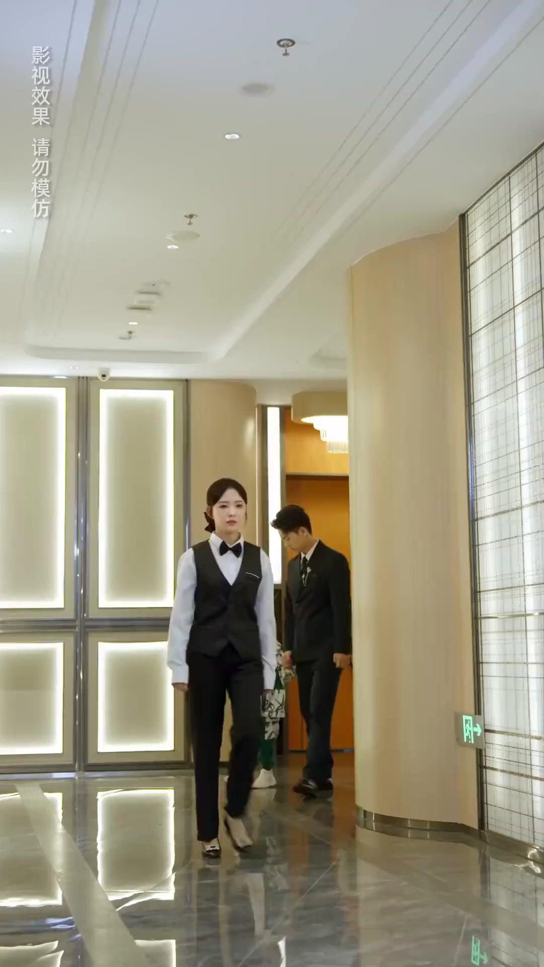 MARIAGE ÉCLAIR, AMOUR SUCRÉ EN COURS