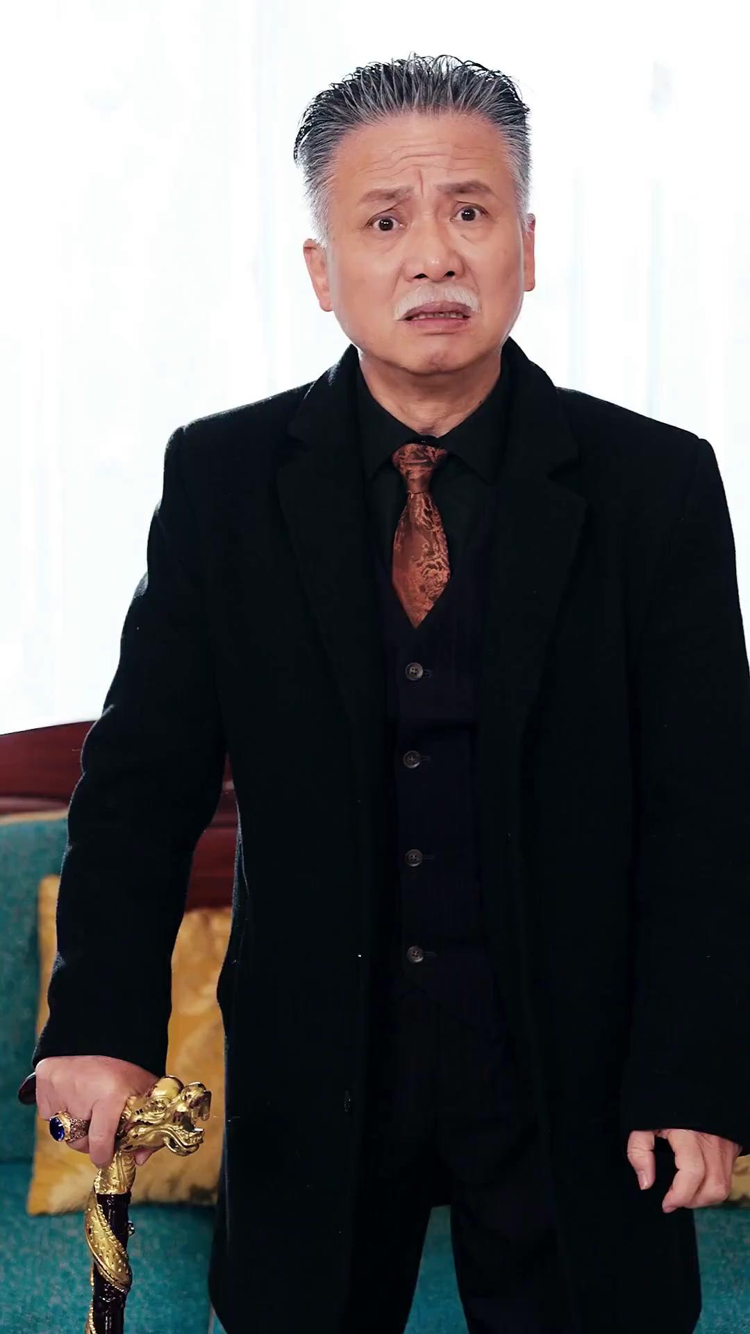 (Doblado) No te metas con este mendigo