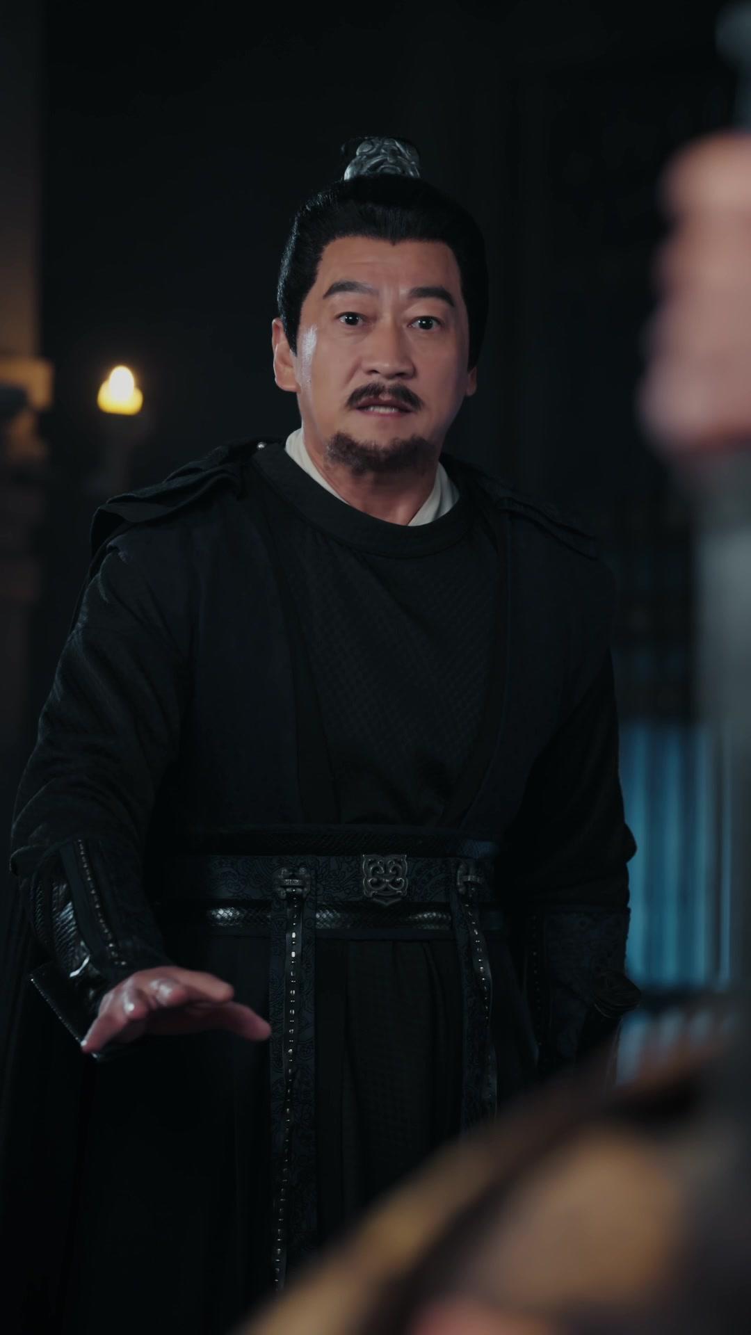 Di Ambang Kejatuhan Dinasti