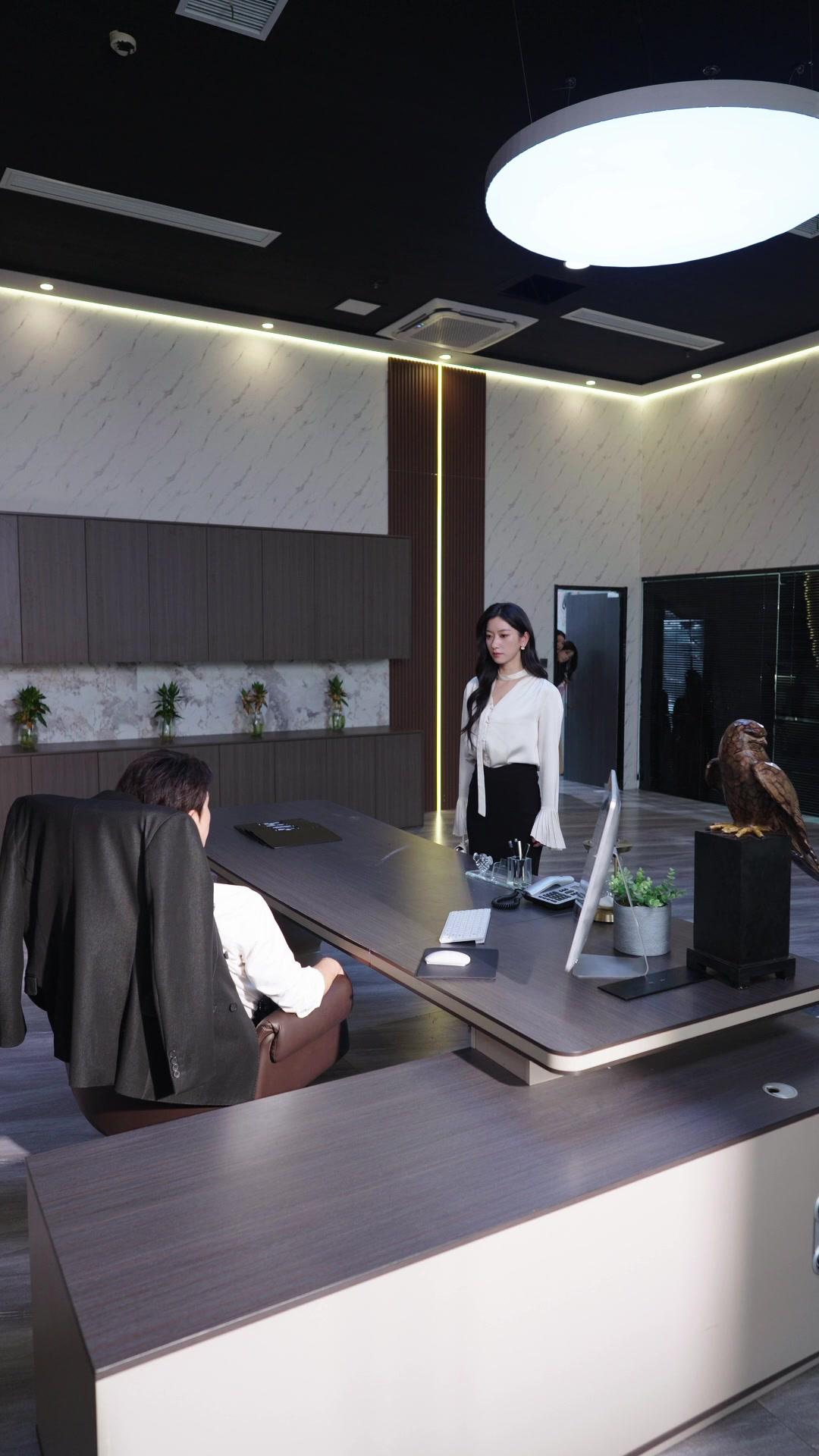 Bukan Untuk Dicintai