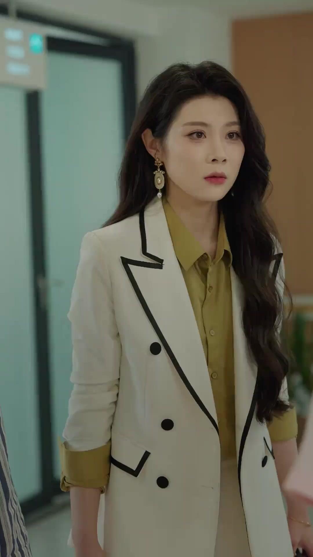 (Sulih suara)Cinta Retak Tak Sempurna