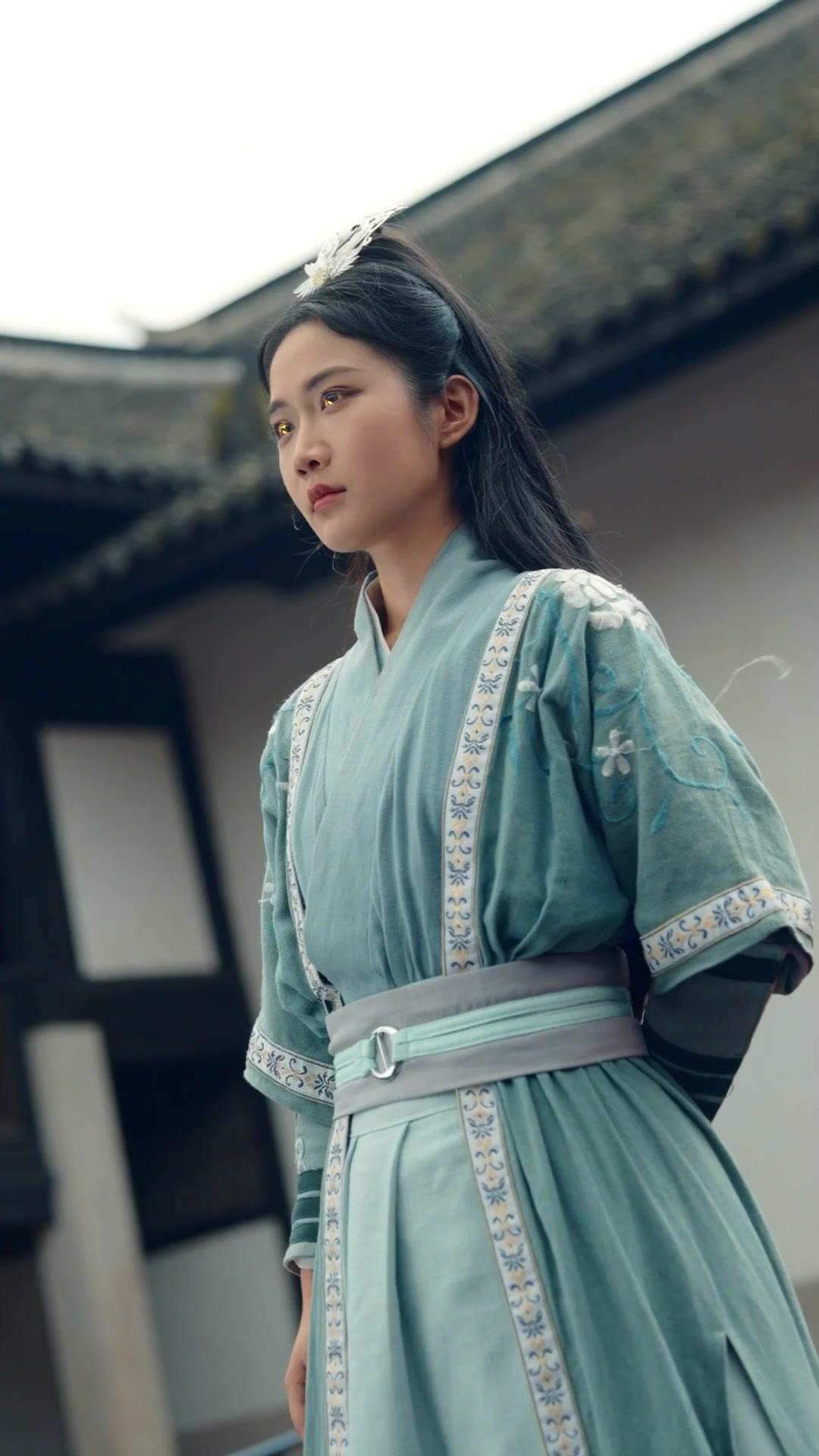 بنت النار والحديد