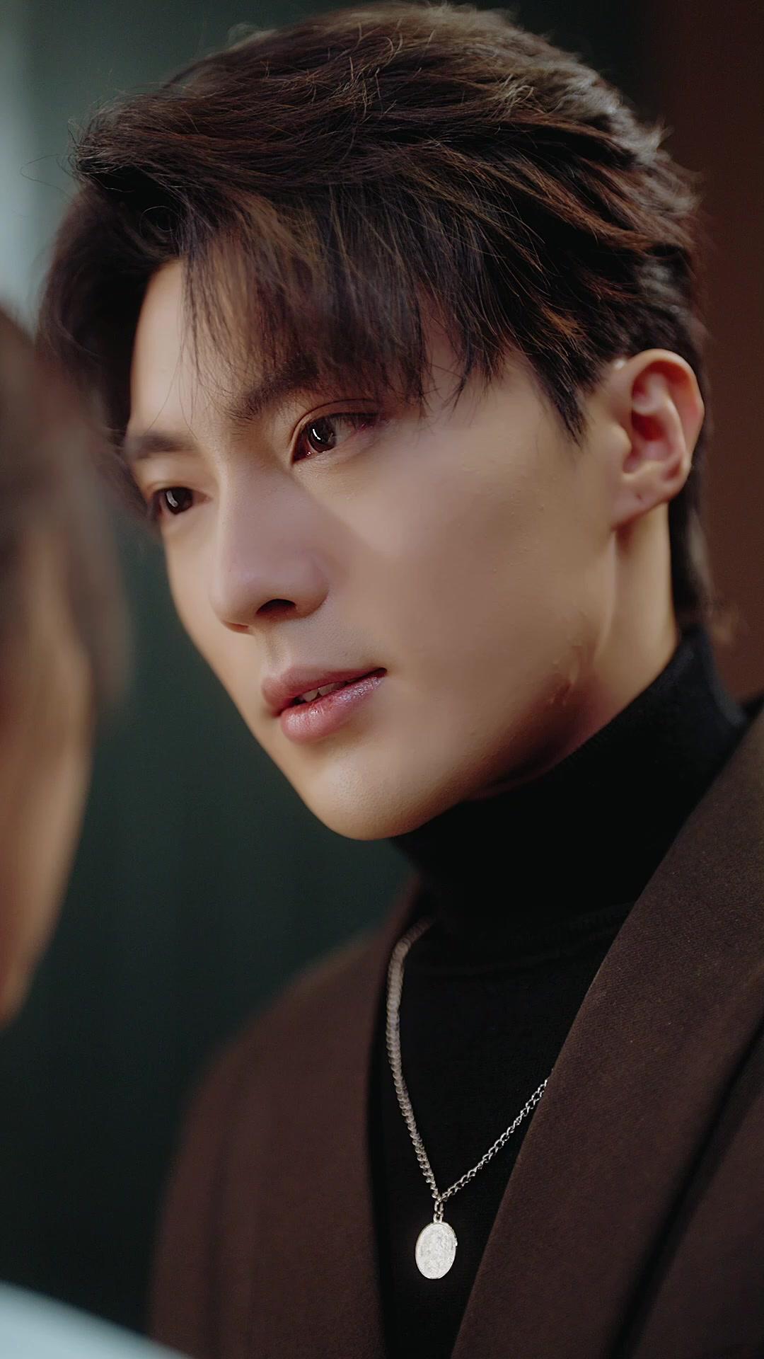 ÊTRE VAINCU PAR LA LUNE