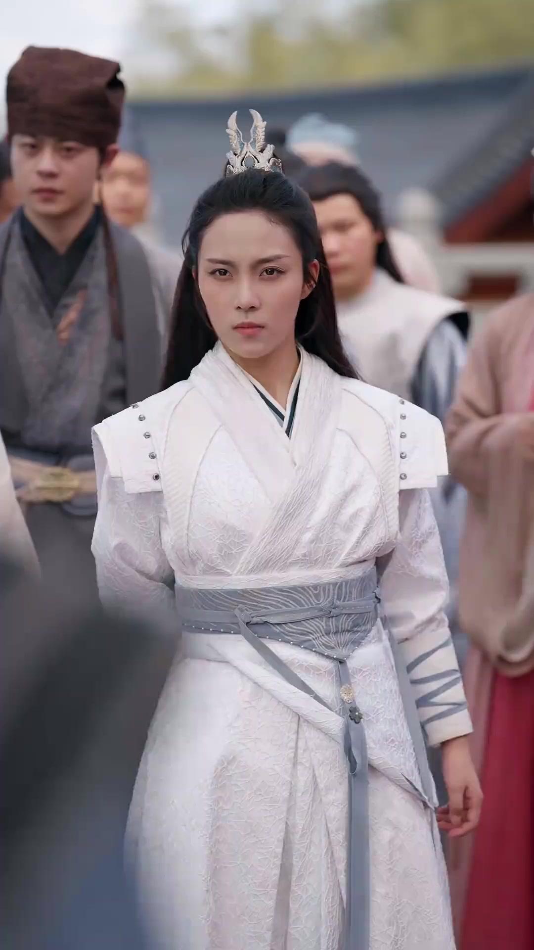 ضربة سيف قاضية تقطع علاقة العاشق