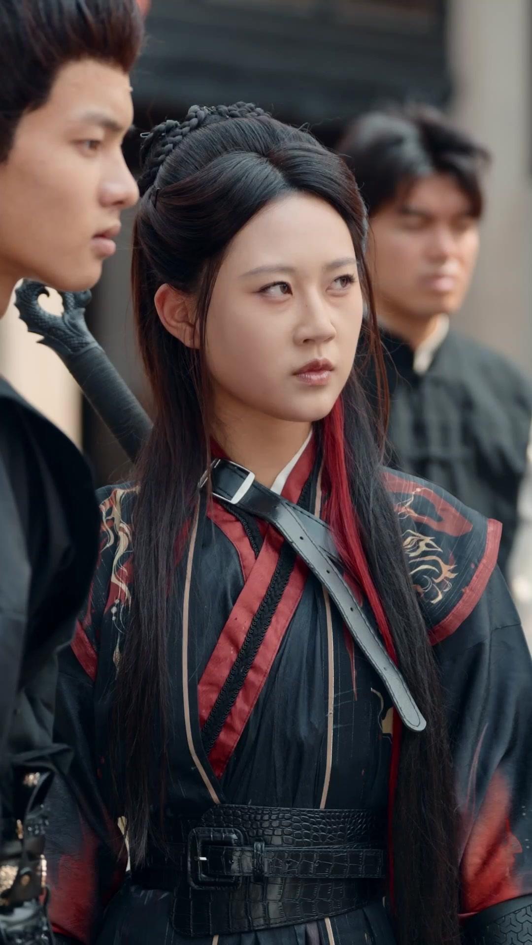 بنت النار والحديد