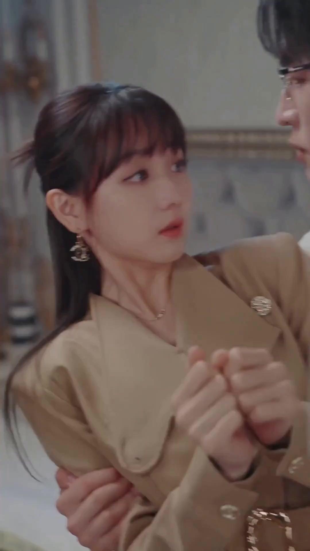 (Doblado) Novio equivocado, amor correcto