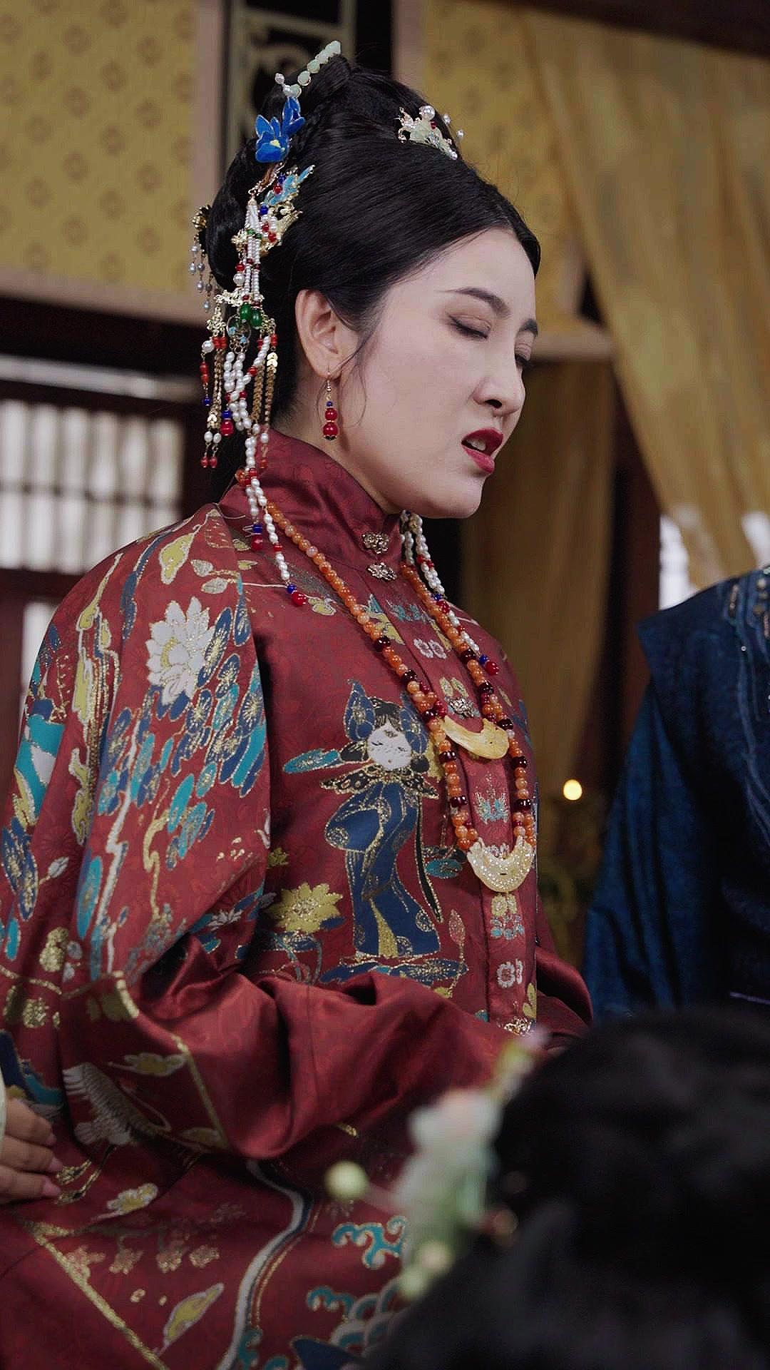 LA PRINCESSE DES CENDRES