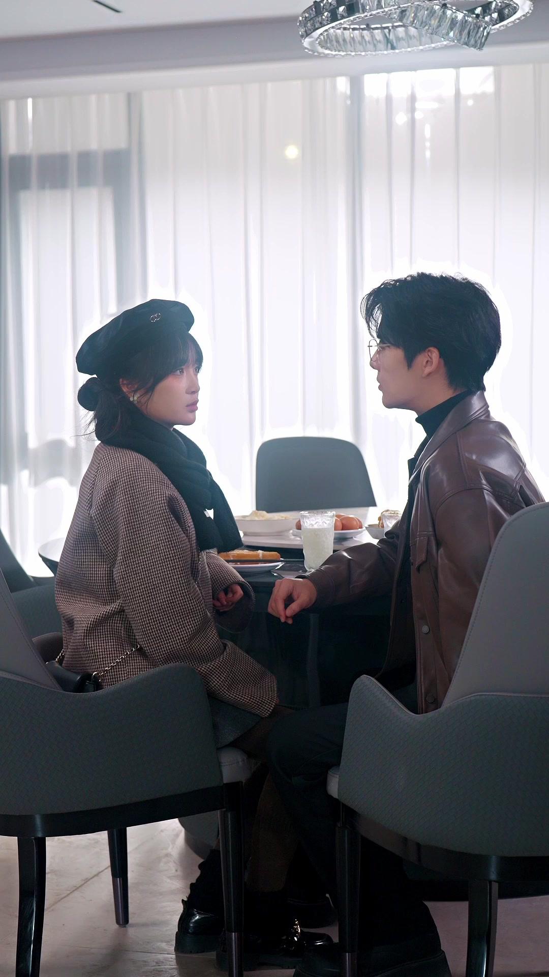 Su tío me mima más que él