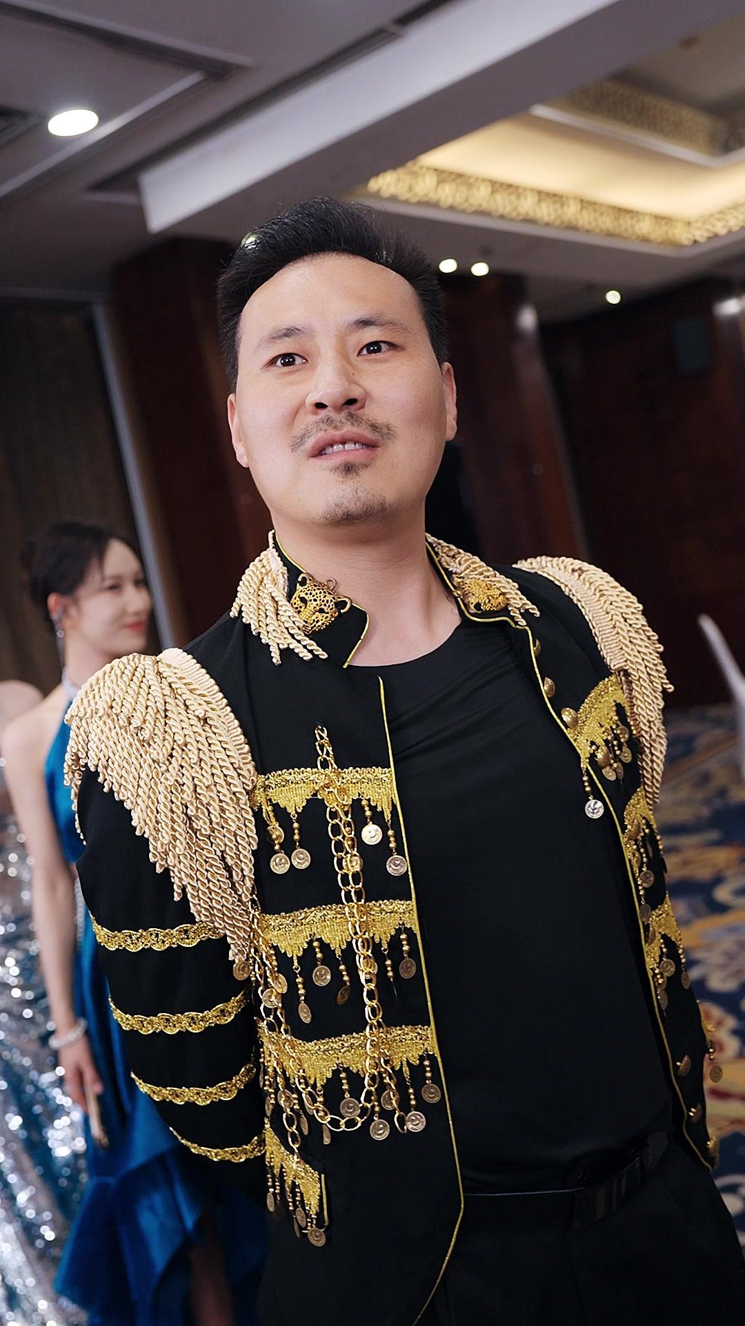 Bangkitnya Bu Naga: Aku Berhenti Jadi ART!