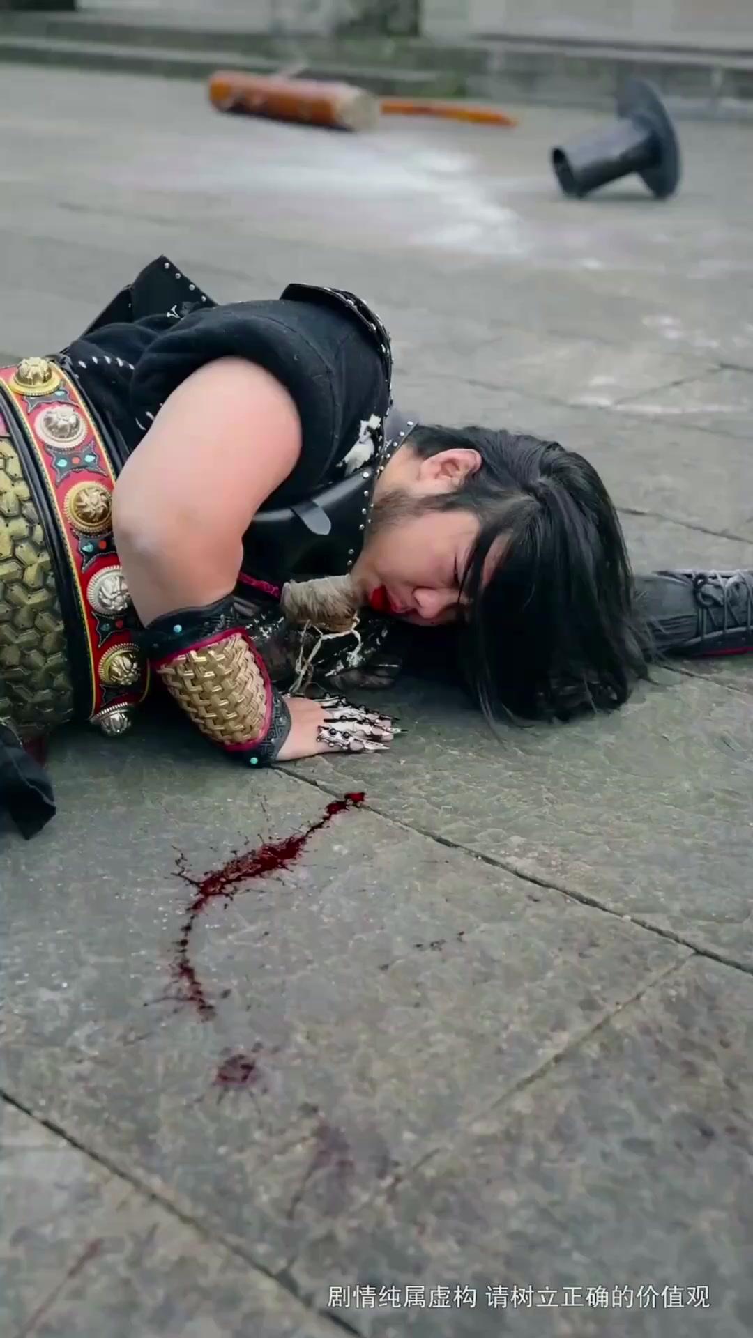 เขยตกอับกลับมา กู้ศักดิ์ศรีสำนัก