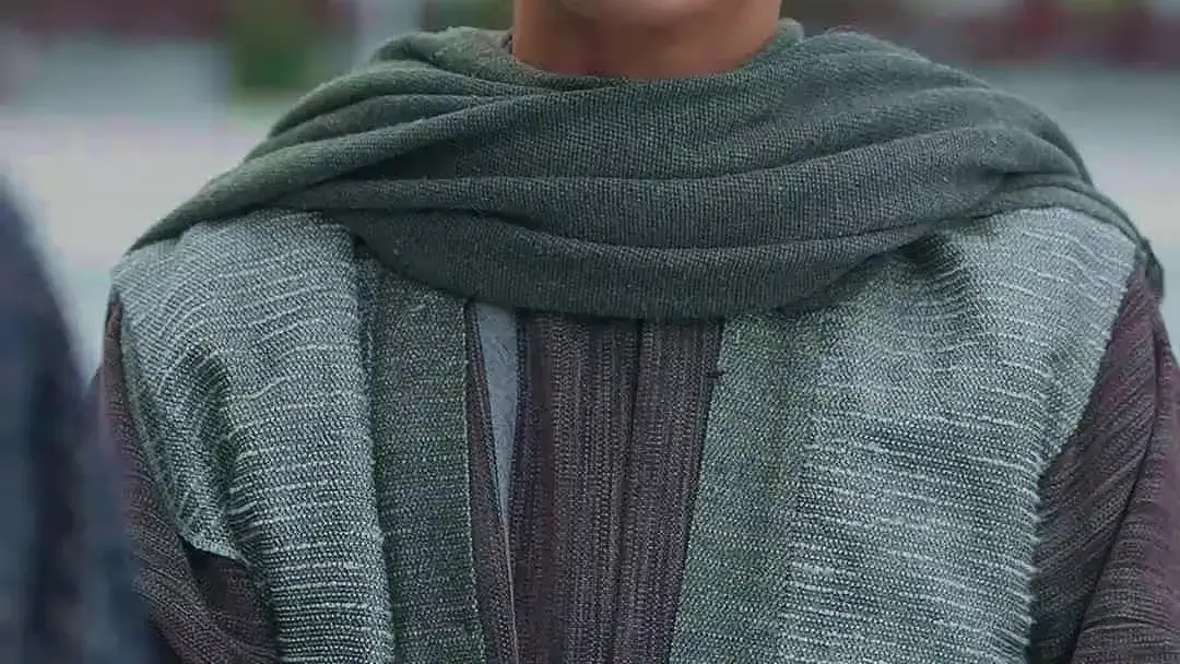 (พากย์เสียง) พิสูจน์สกุล ด้วยคมดาบ ความลับที่ซ่อนอยู่ในรอยร้าวหิน