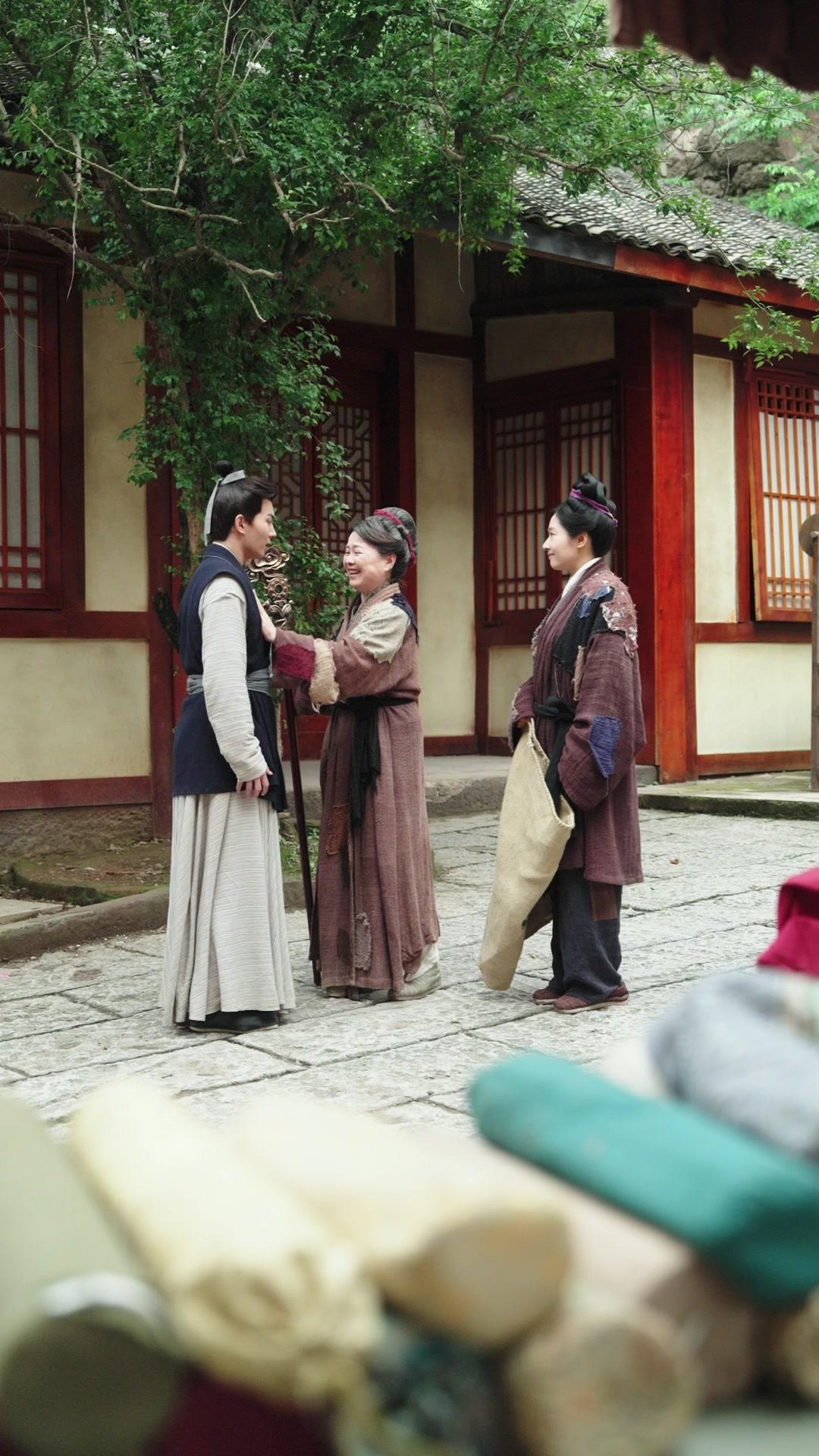 Calon Kaisar Tanpa Mahkotanya