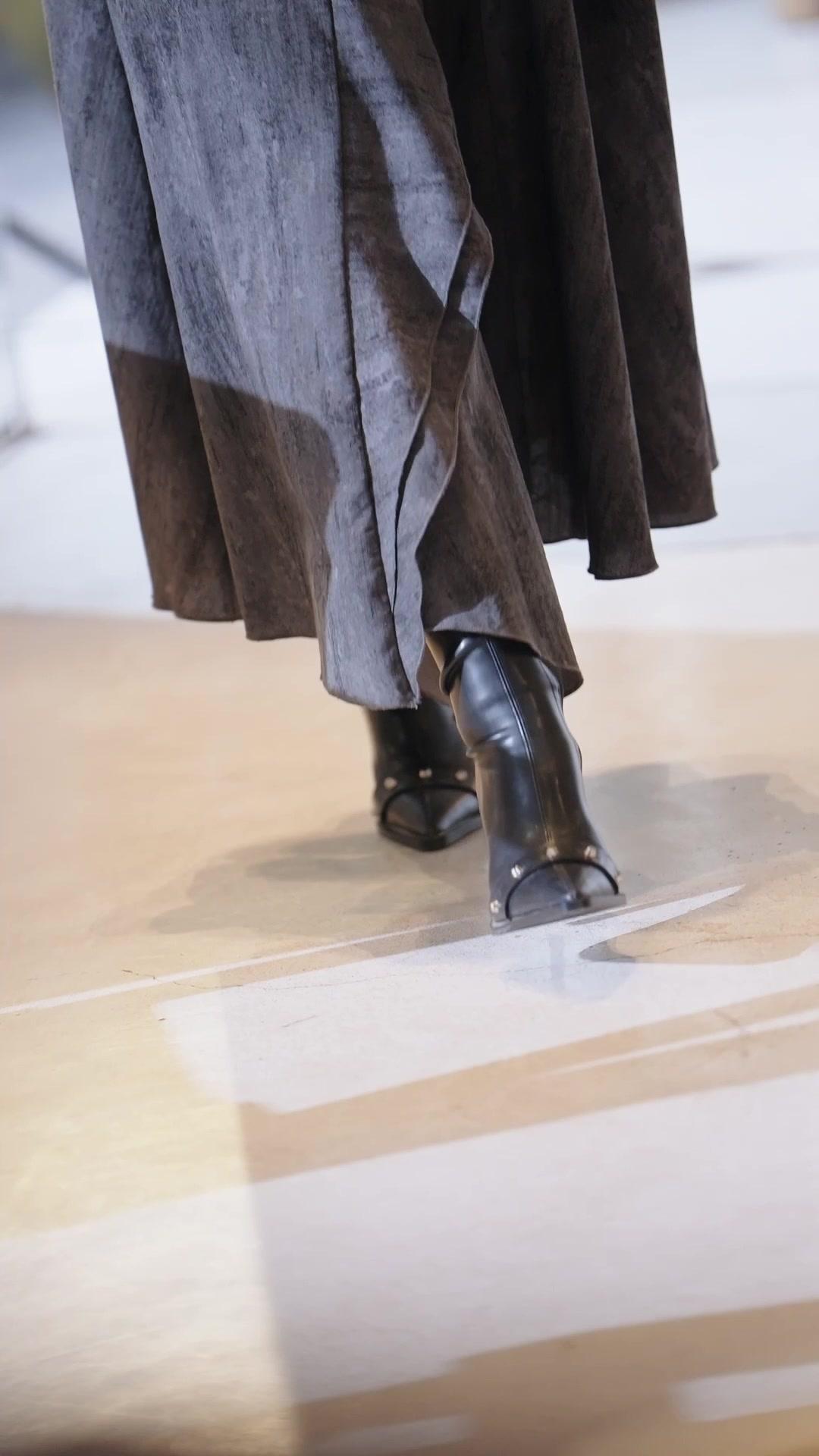 特種兵千金回歸：家產與愛情我全要