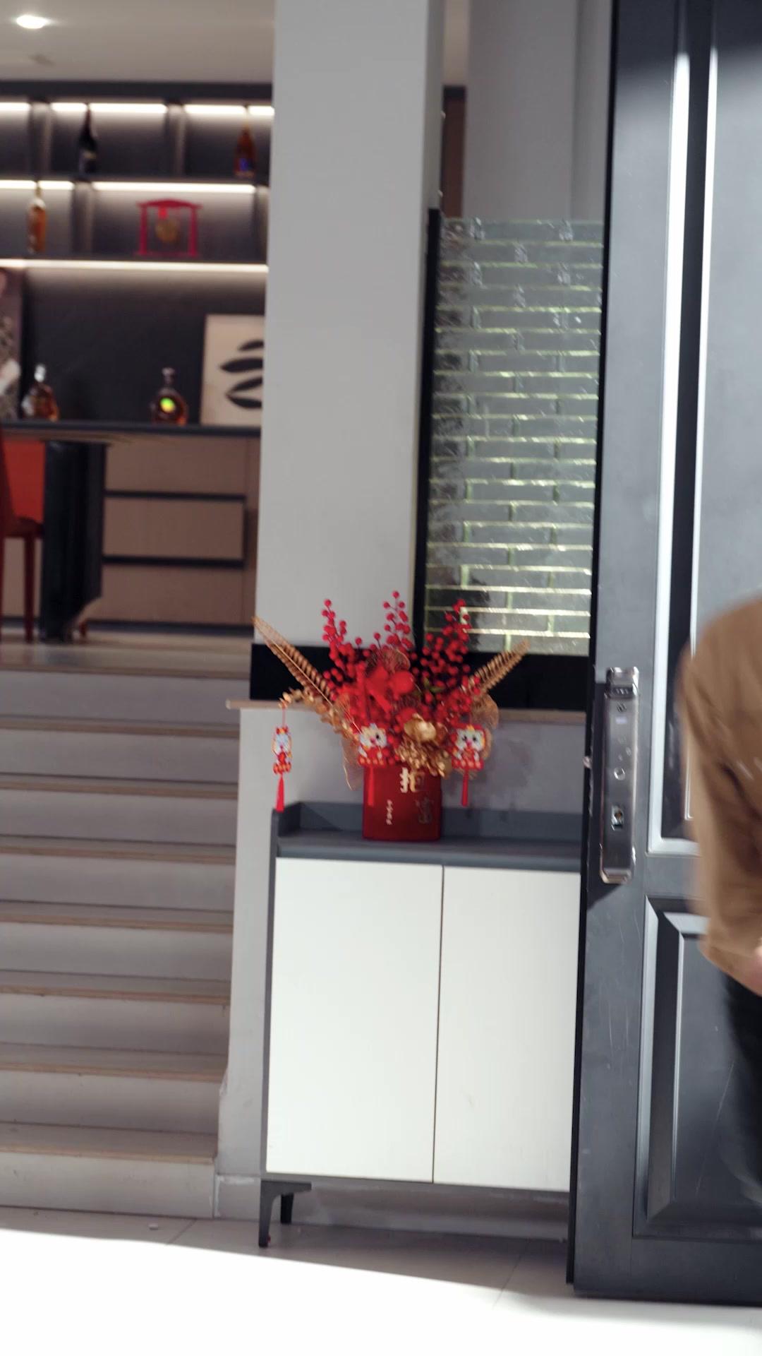 Suamiku Ada Dua Nama