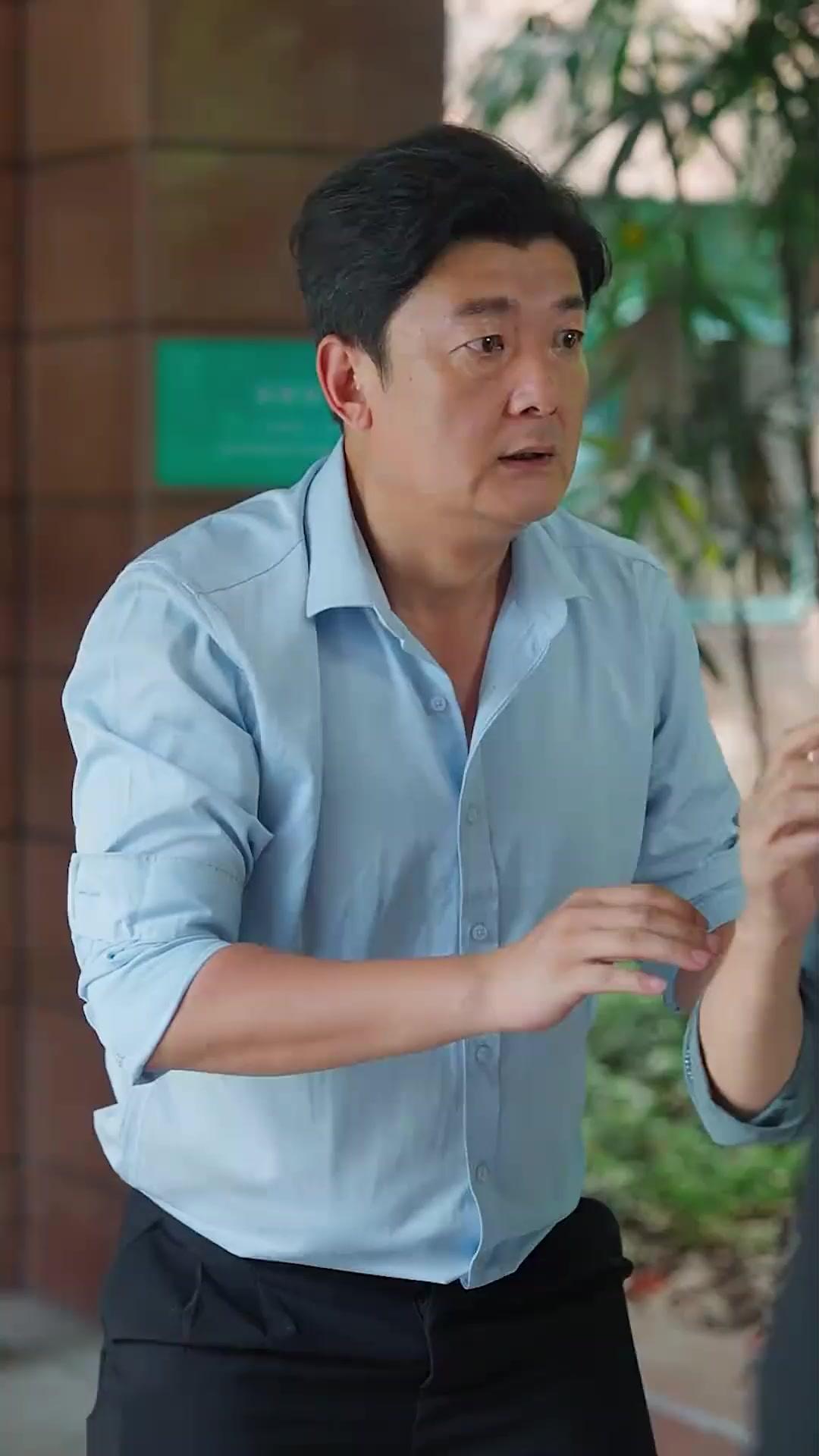 (Dubbing) Daun Gugur, Akar Keadilan