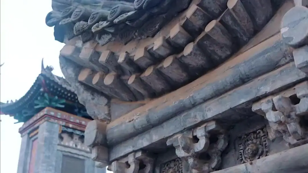 (Dublajlı) Ölümsüz Düştü Dünyaya, Eşim Kara Anka: Bir Şeytanın Yeniden Doğuşu ve Gerçeklerin Çöküşü