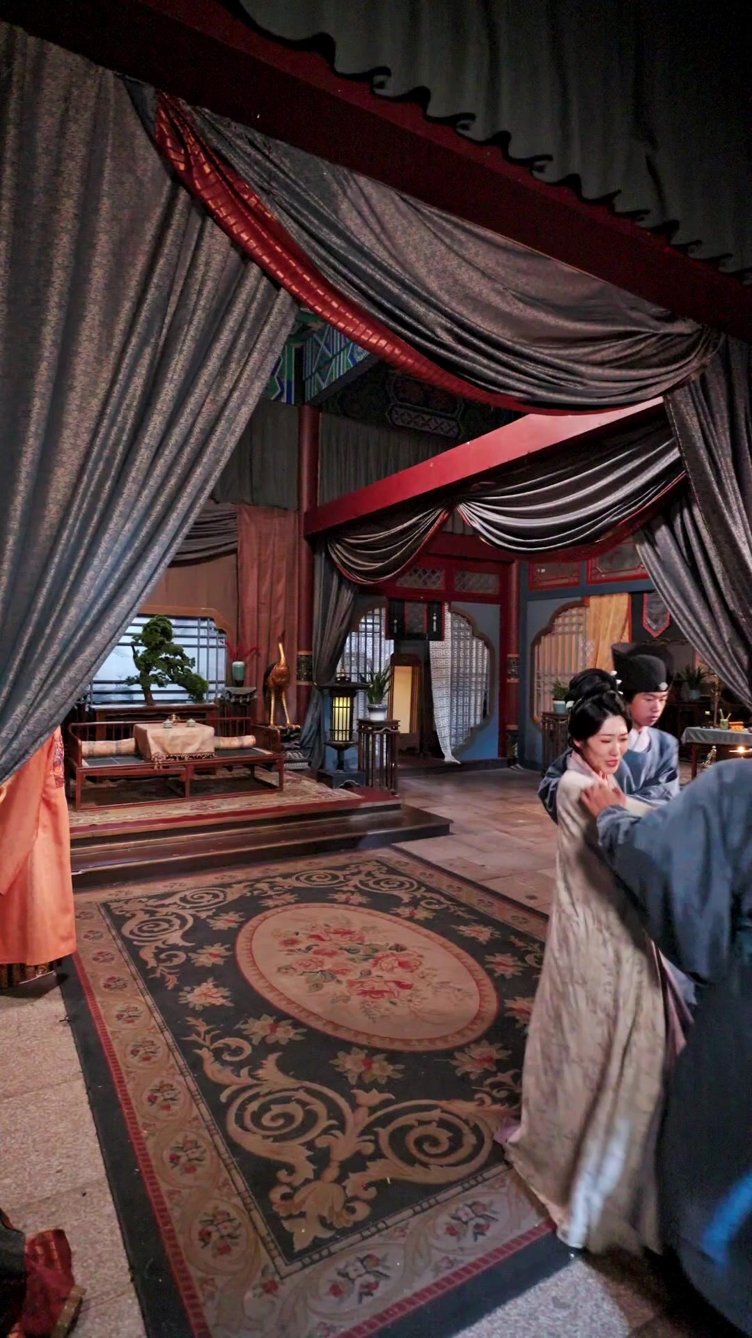 Puteri Mahkota Pilihan Takdir