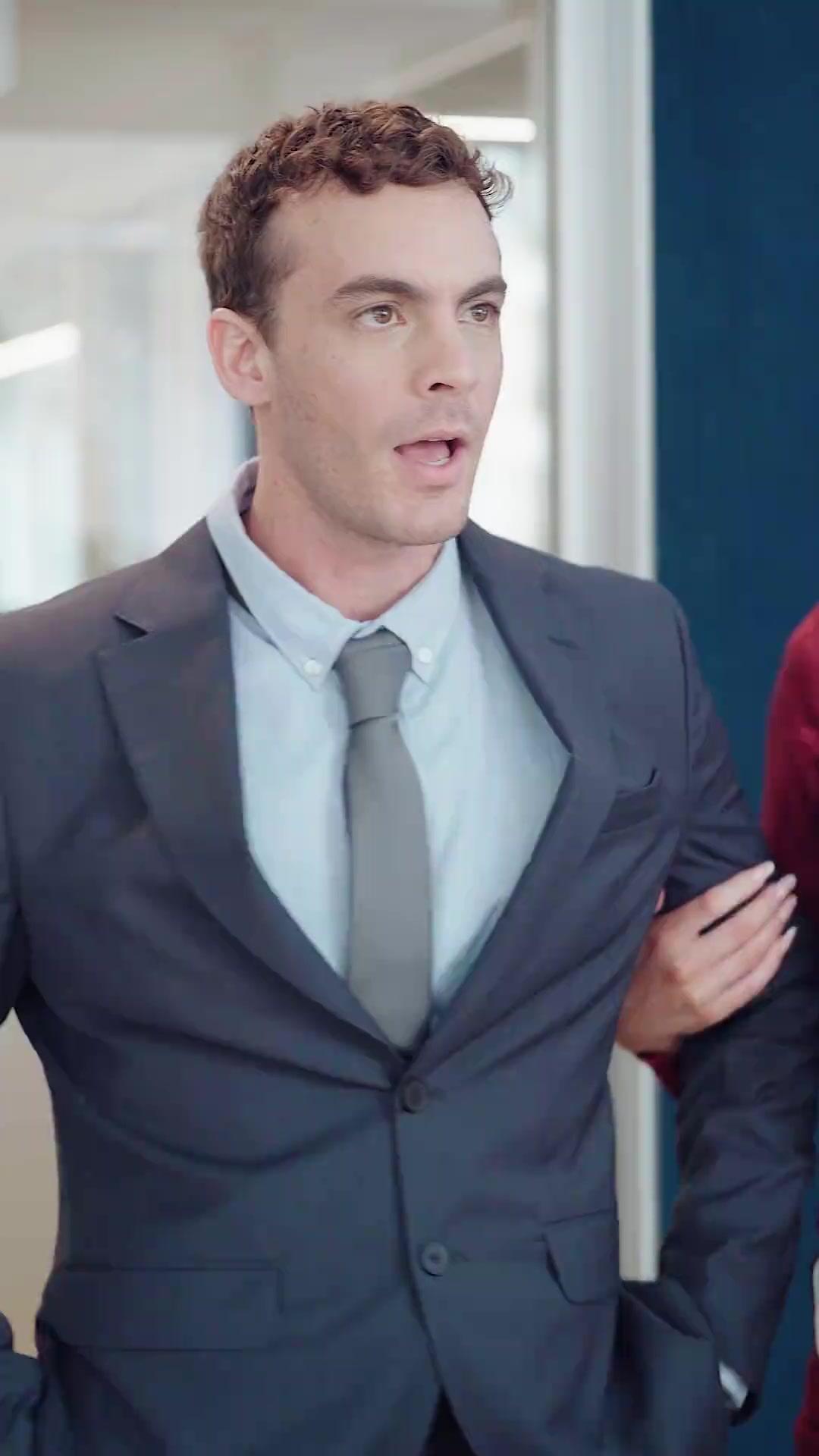 (Synchro)Mein geliehener Freund – und Milliardär?