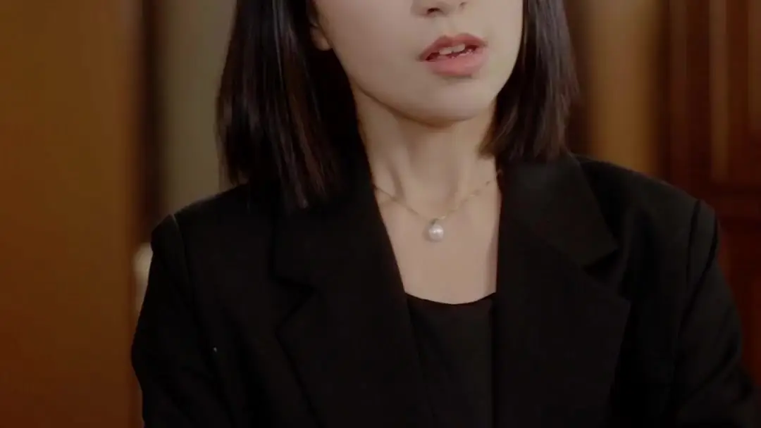 The Double Life of My Ex: When a Phone Call Shatters the Facade