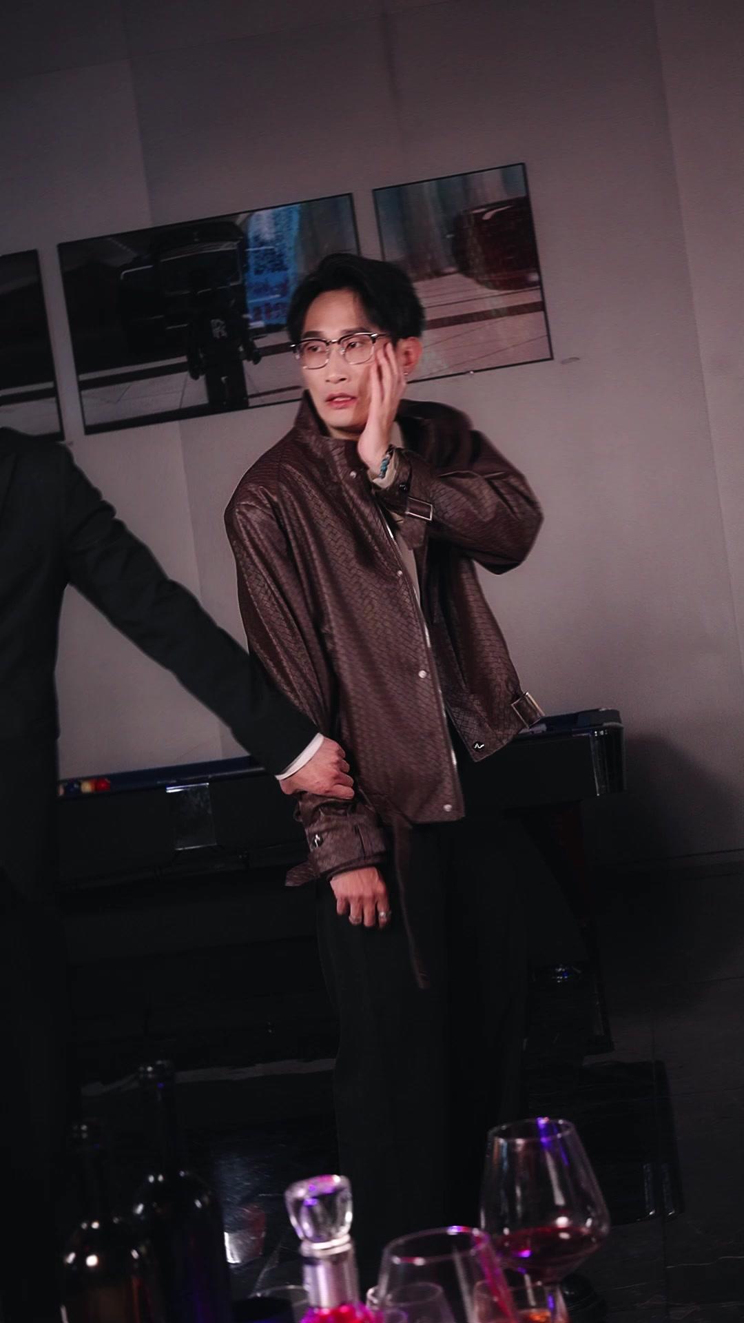 This Time, I'm Protecting My Bodyguard!