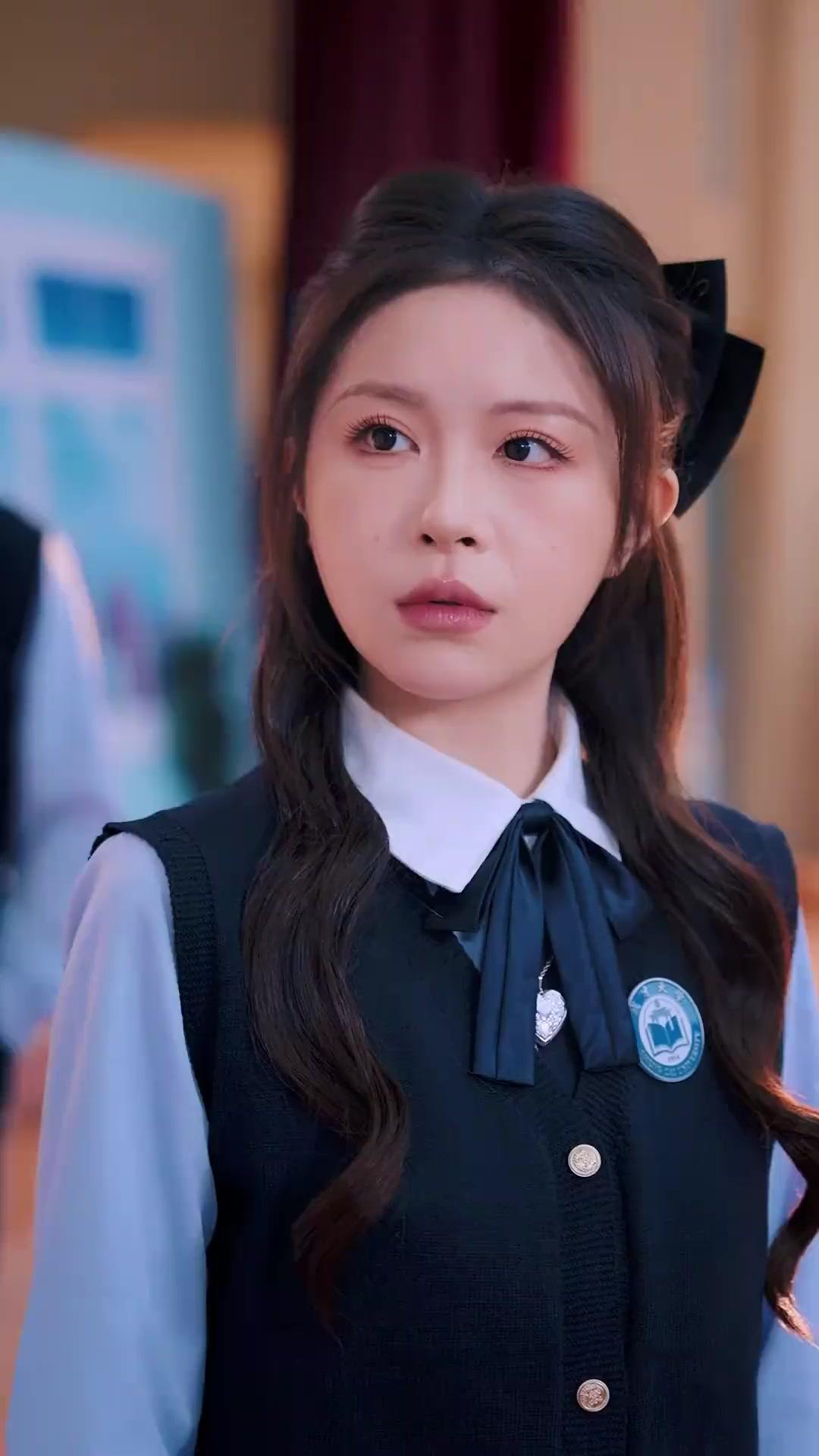 คุณหนูปลอมกลางรั้วมหาลัย