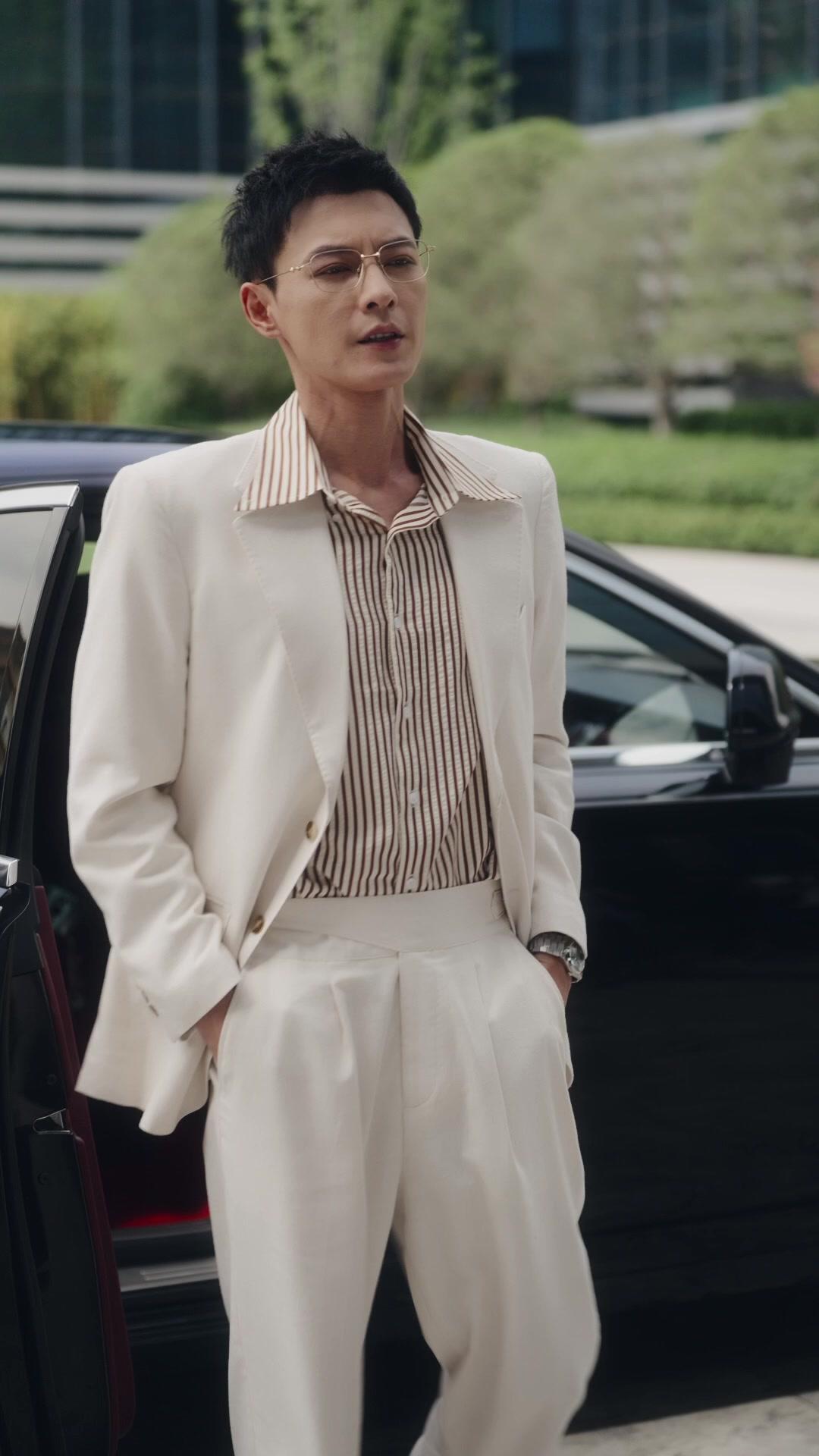 بين الشفقة والحب