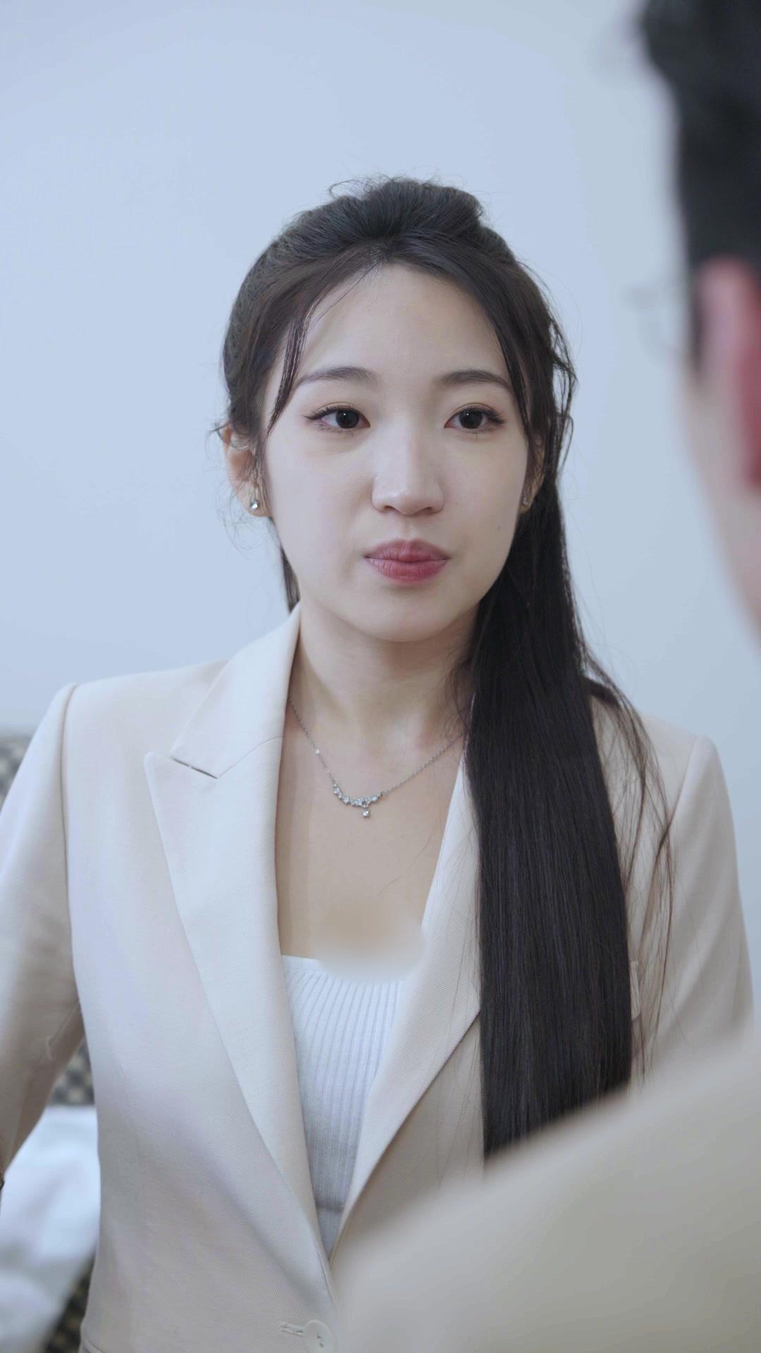 PAPA MILLIARDAIRE, FOU D'AMOUR