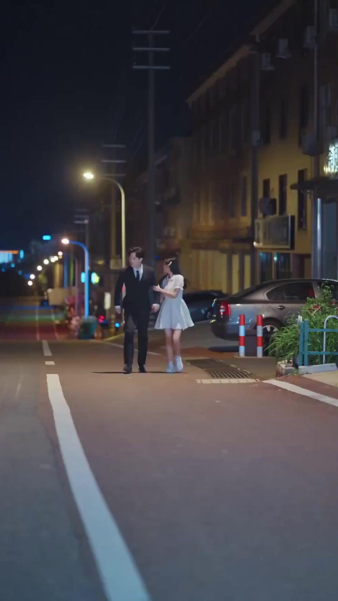 (Sulih suara)Ketika Dunia Menolakku, Kau Memelukku