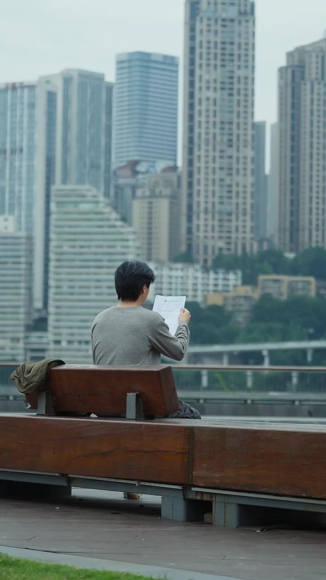 Her Ex Is a Tech Tycoon