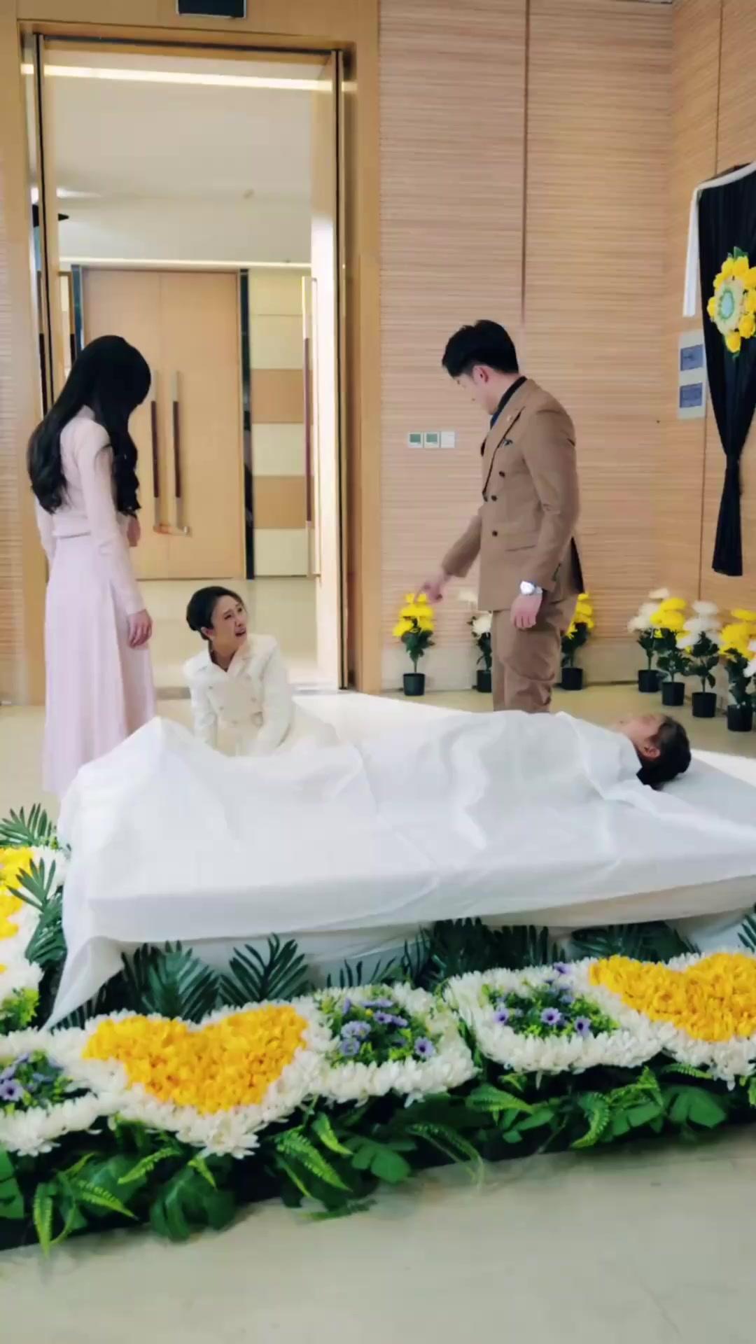 เกิดใหม่เพื่อปกป้องลูก