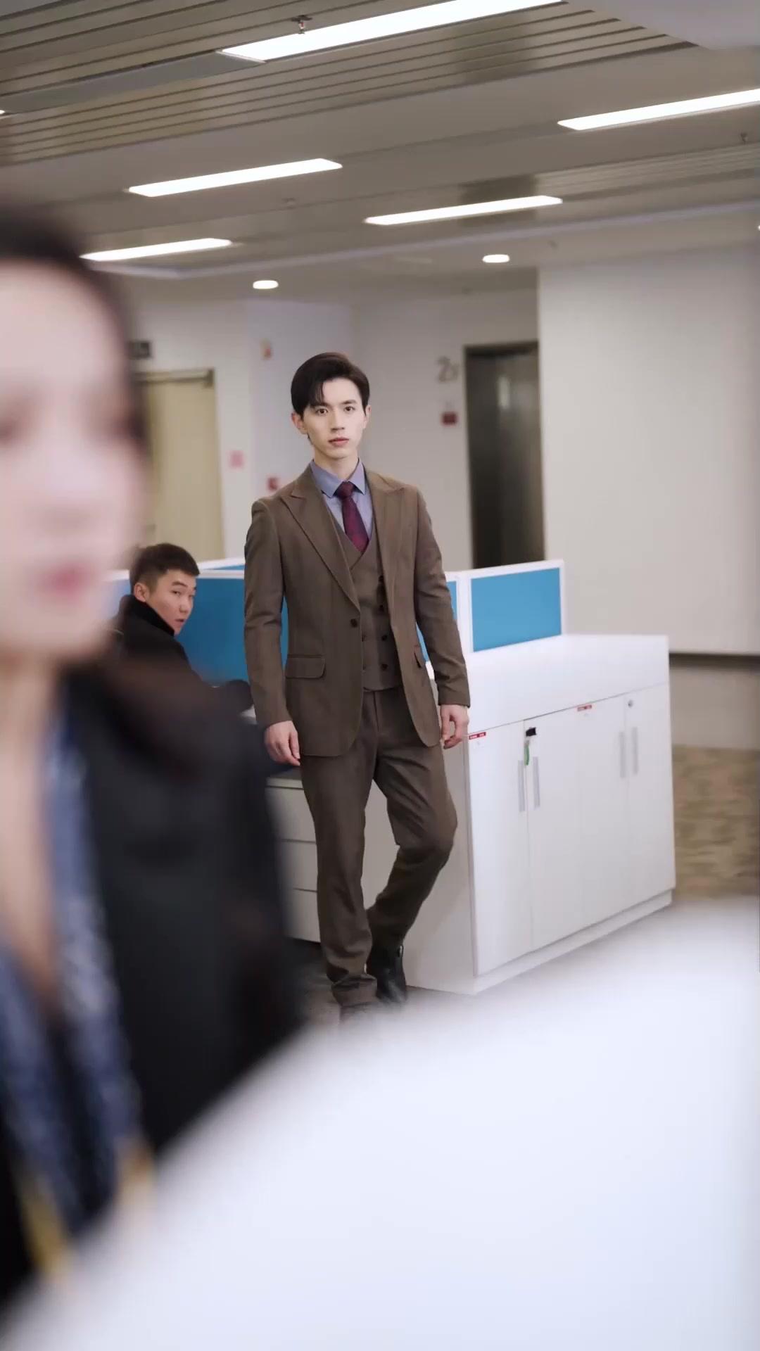 Satu Malam, Dua Rahasia