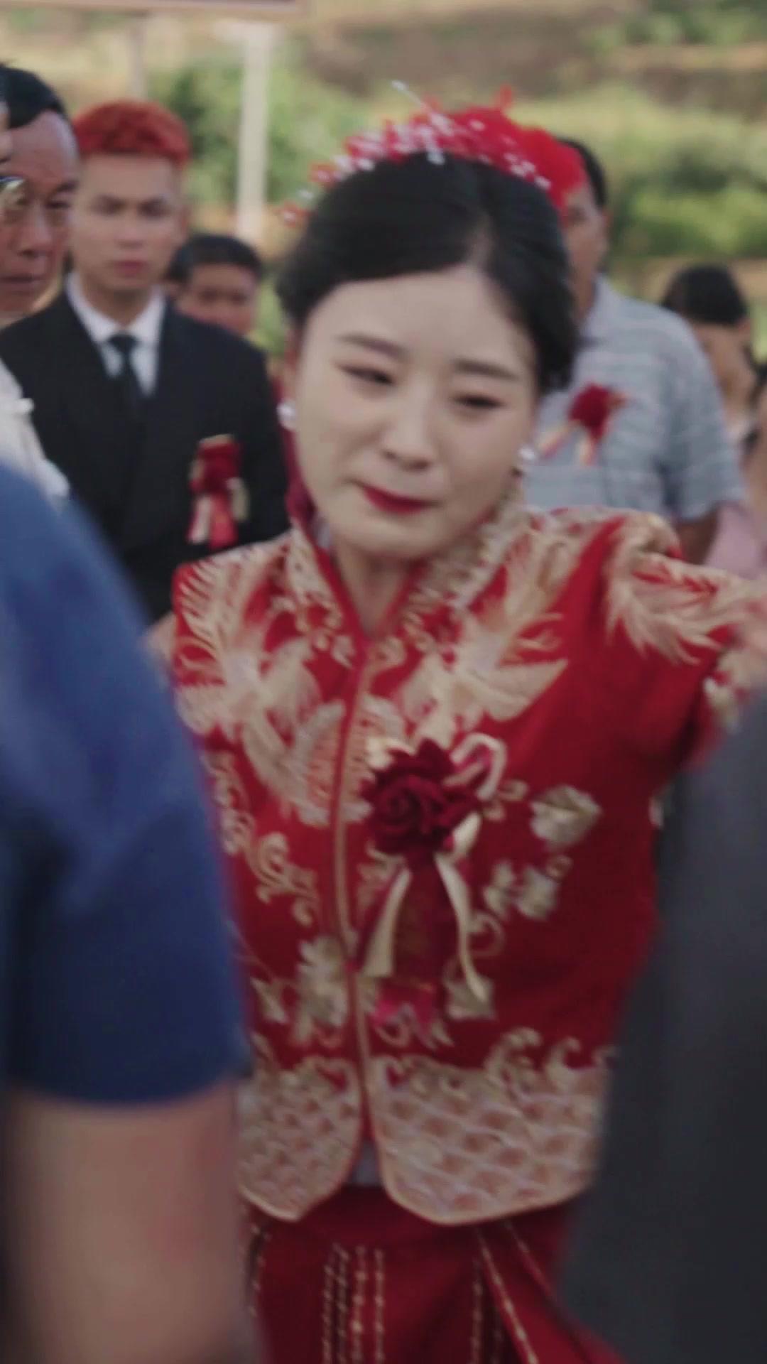 目を覚まさない娘