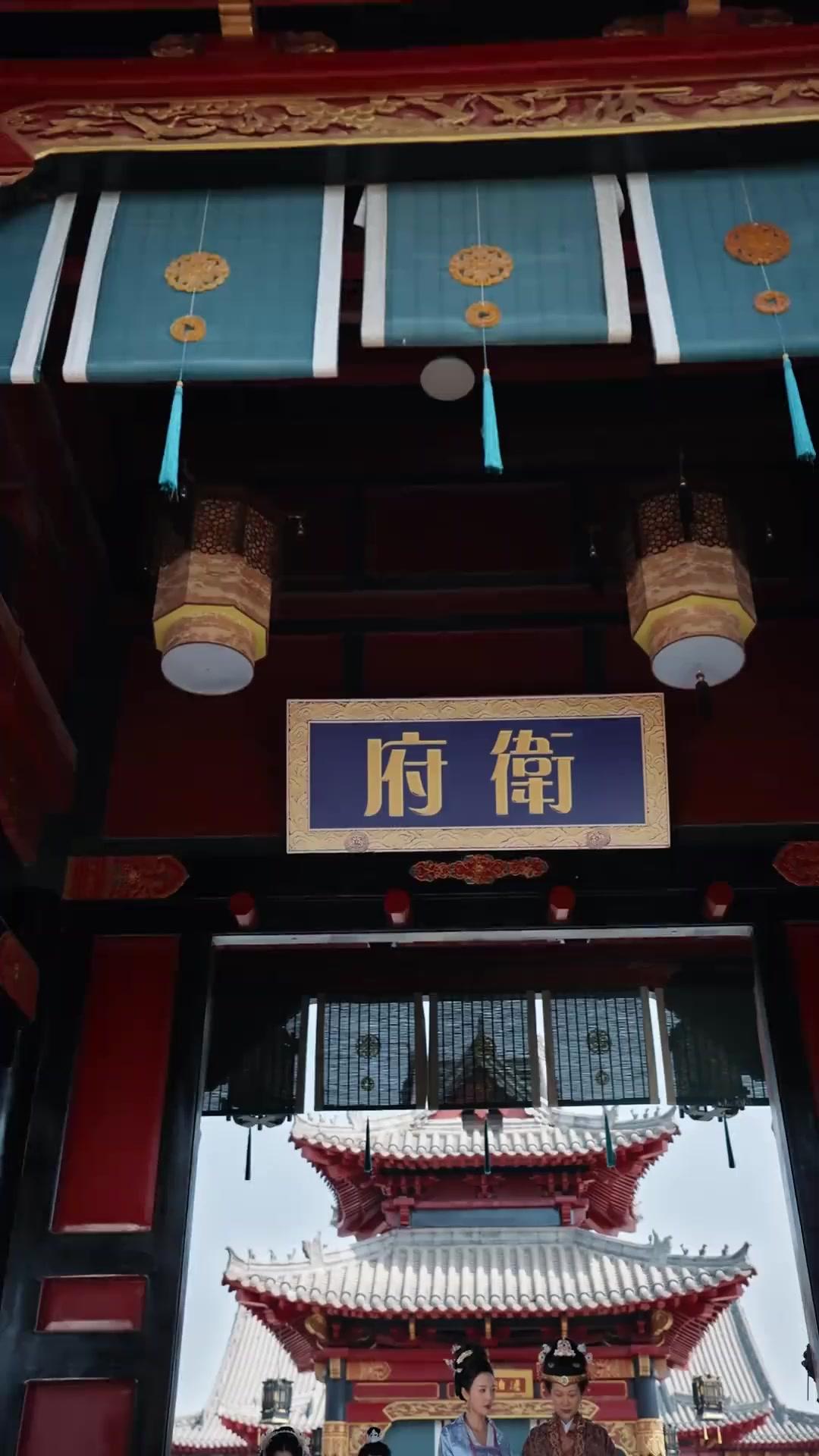  Putri Hoki Bikin Heboh Istana