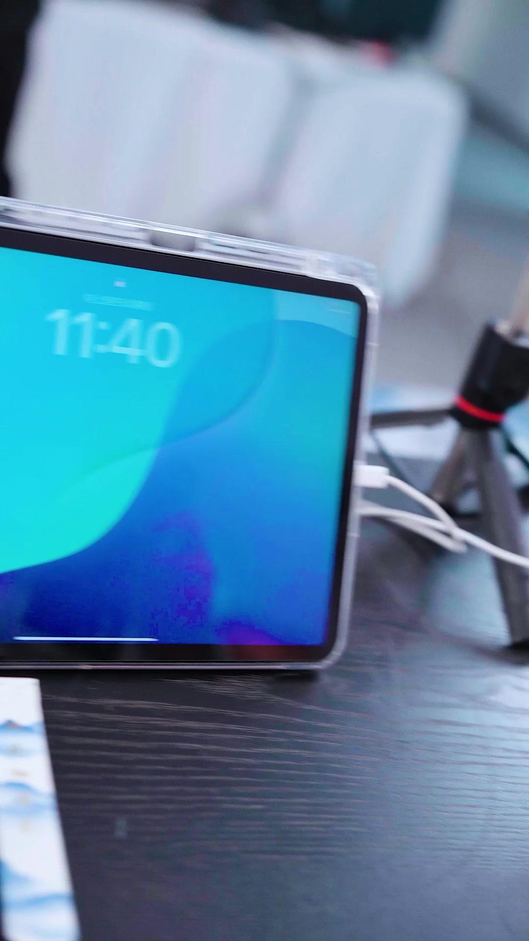 她棄明珠，他遇星光