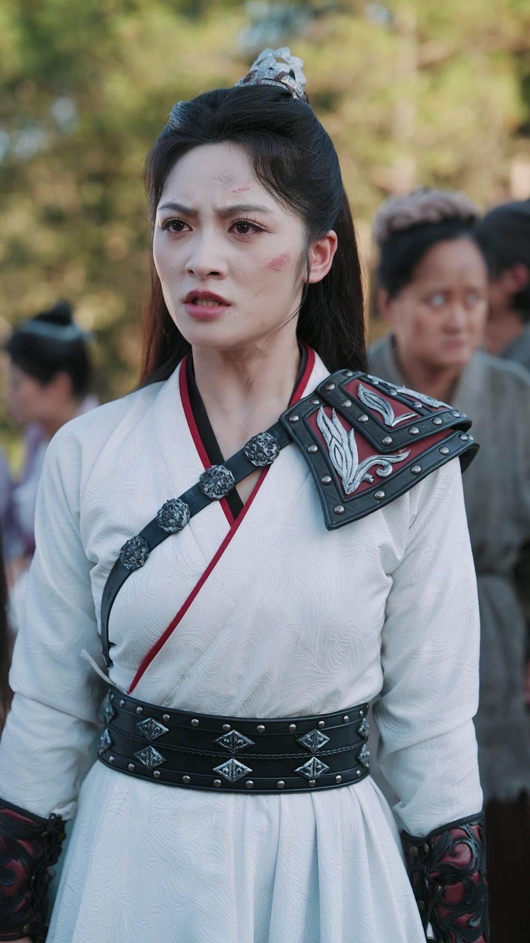 不死暴君：踏碎龍椅掌天下