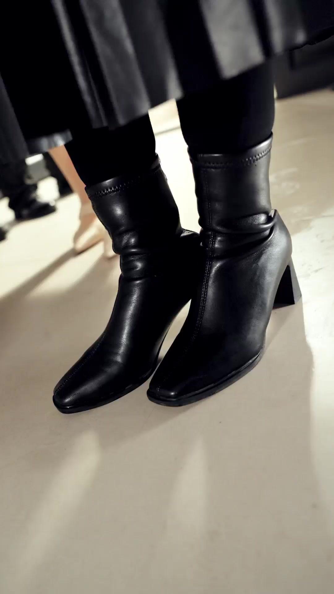 Who's the Bossy Sugar Mama?