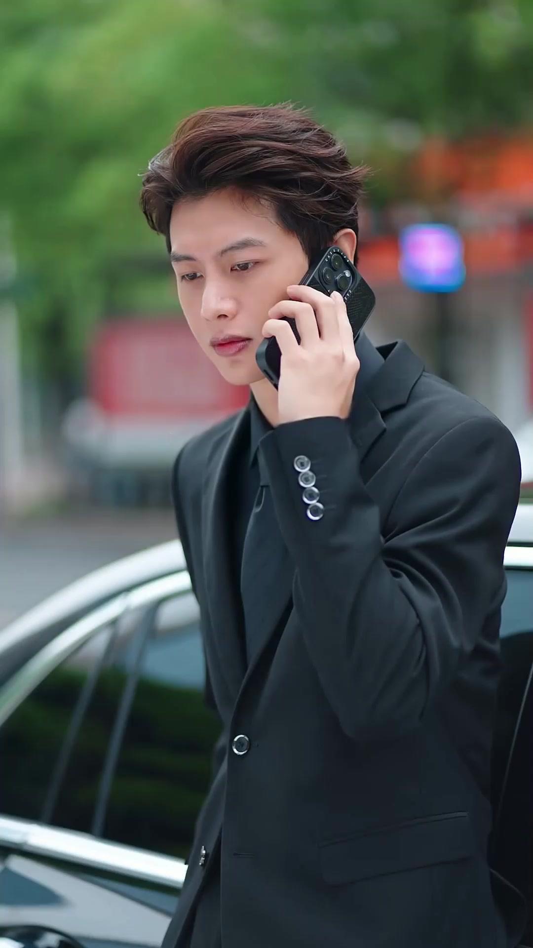 Catatan Penjinakan Suami CEO