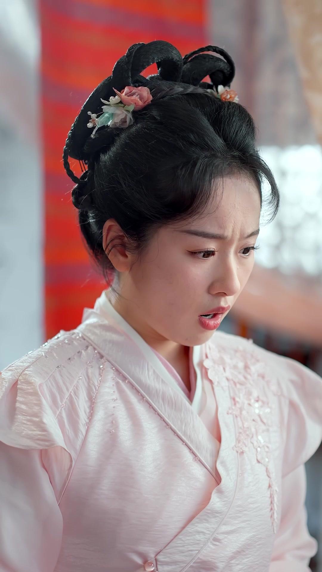 Bagaimana Kelip-kelip Boleh Bersaing Dengan Bulan