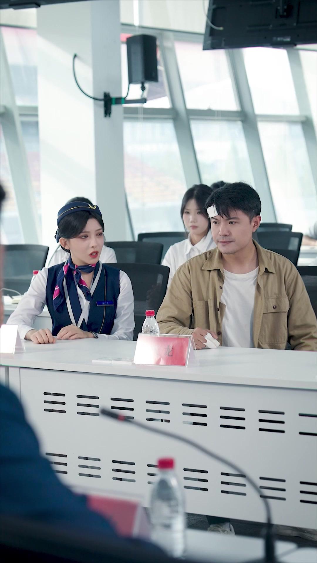 Chuyến Bay 1% Sinh Tồn