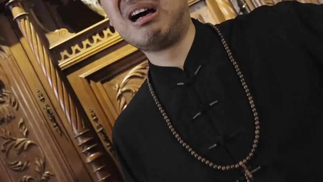 Glasses vs. Vest: A Power Play