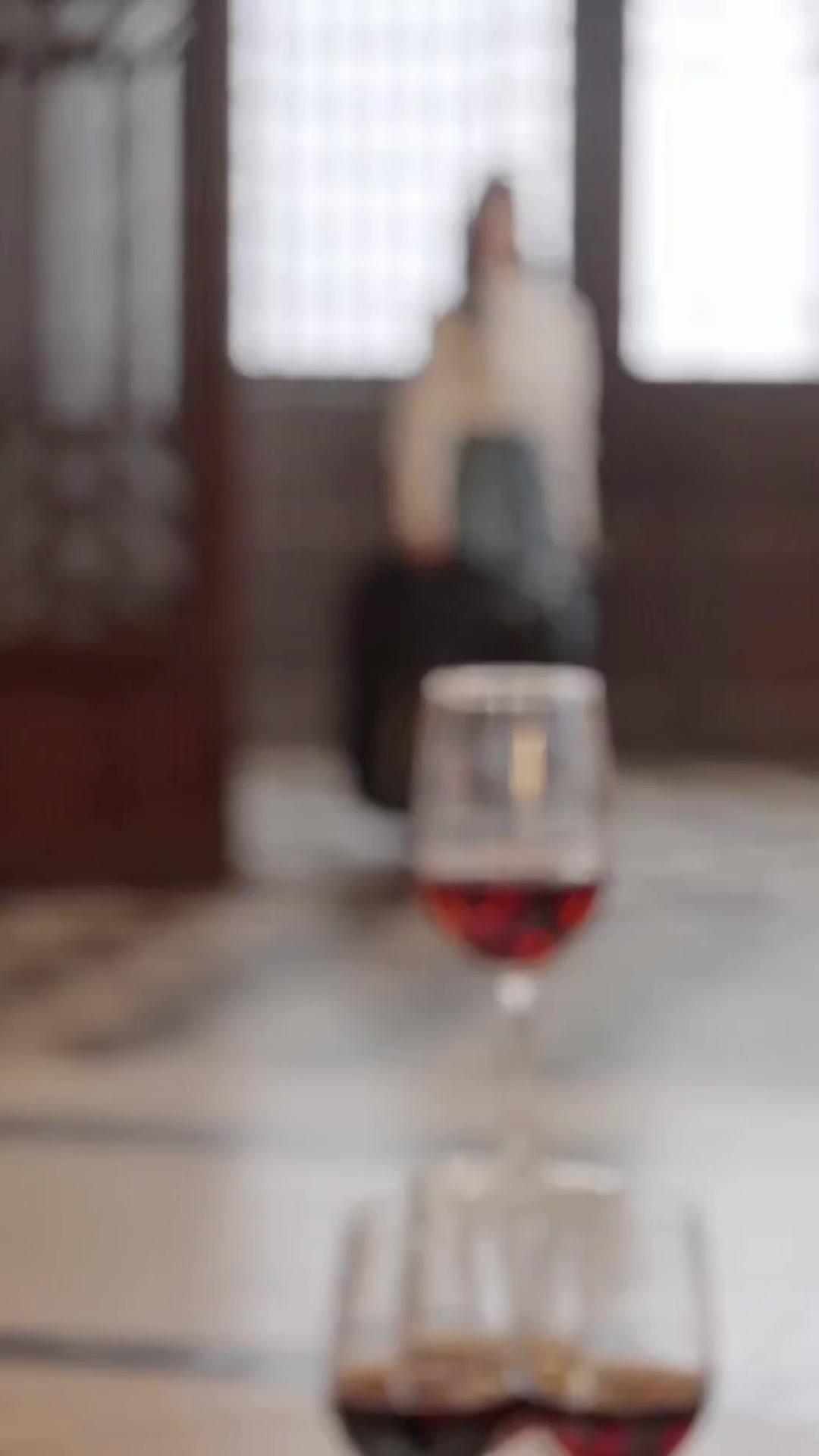 QUAND LE PASSÉ REVIENT