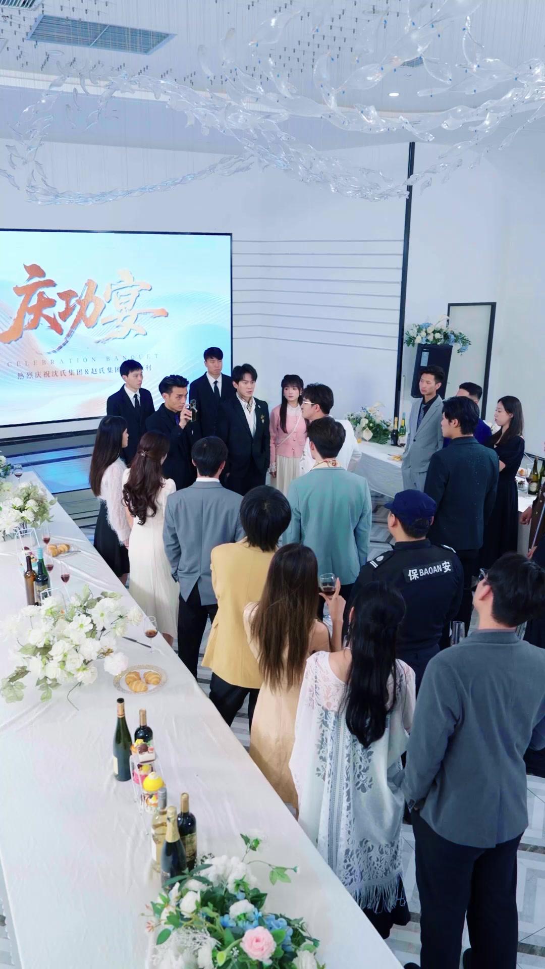 Hell Kitty Lashing Out