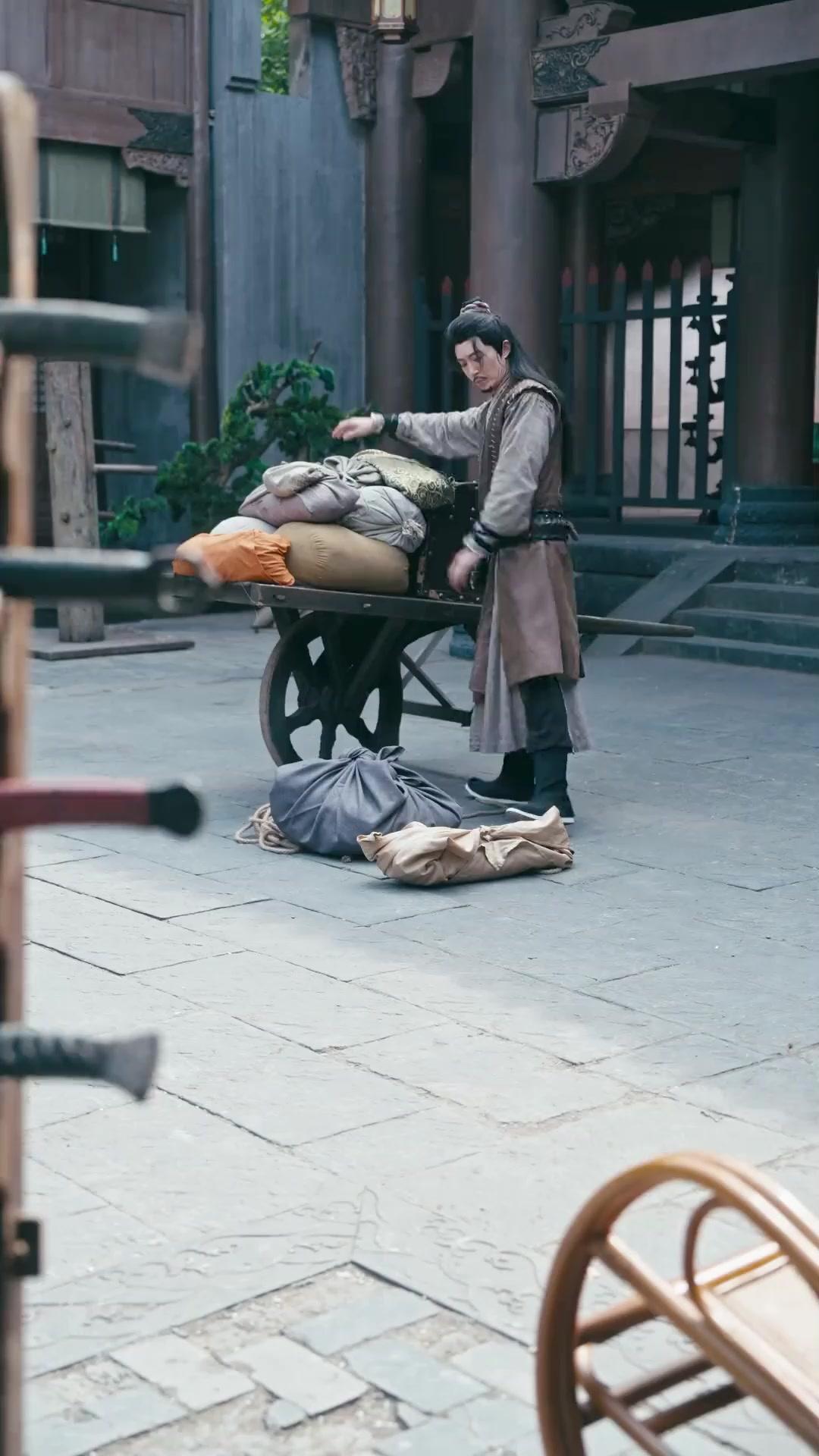 (Sulih suara) Dewa Pedang di Antara Kami