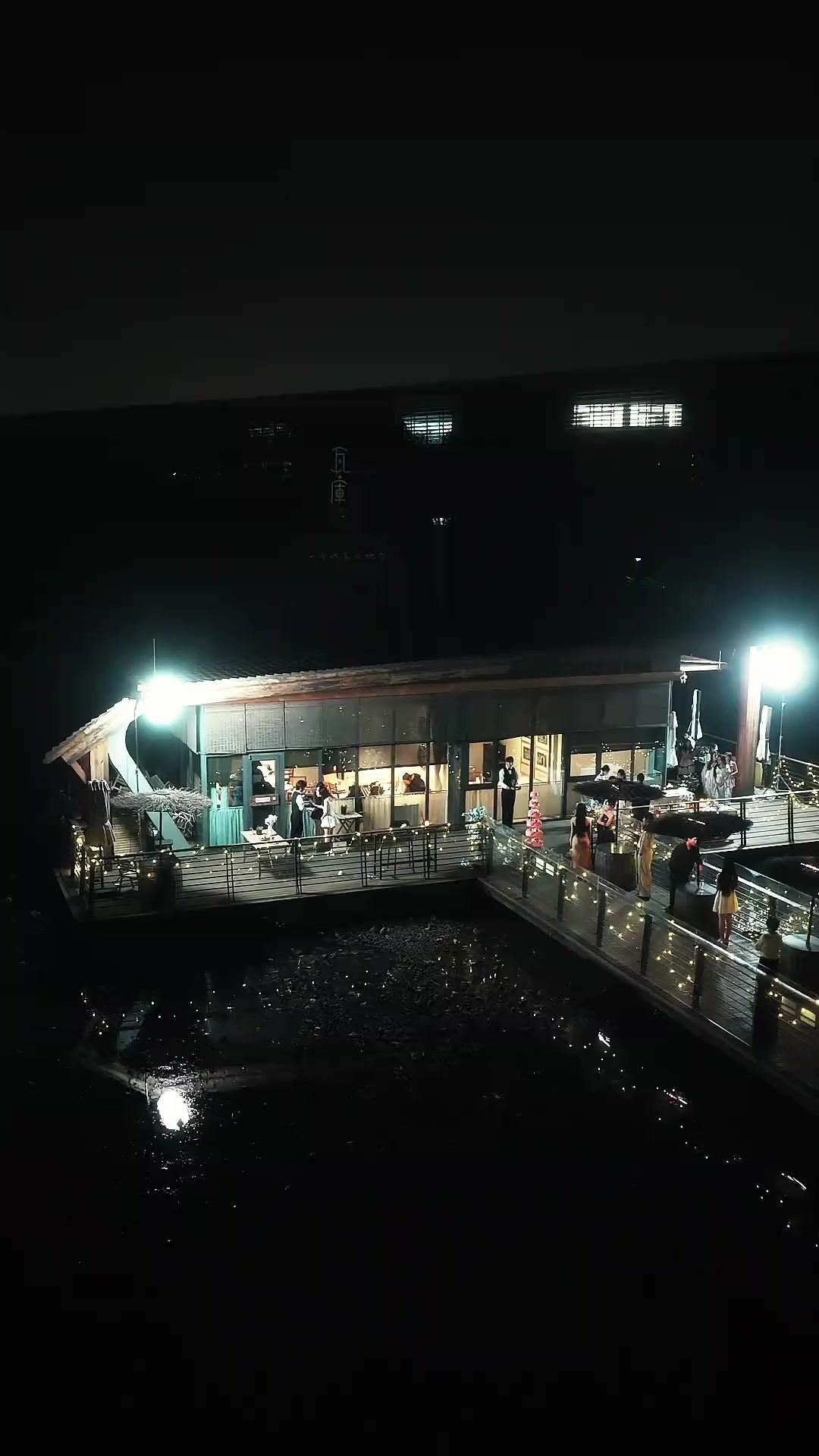 Identitätstausch – Tycoon-Erbins Abrechnung 