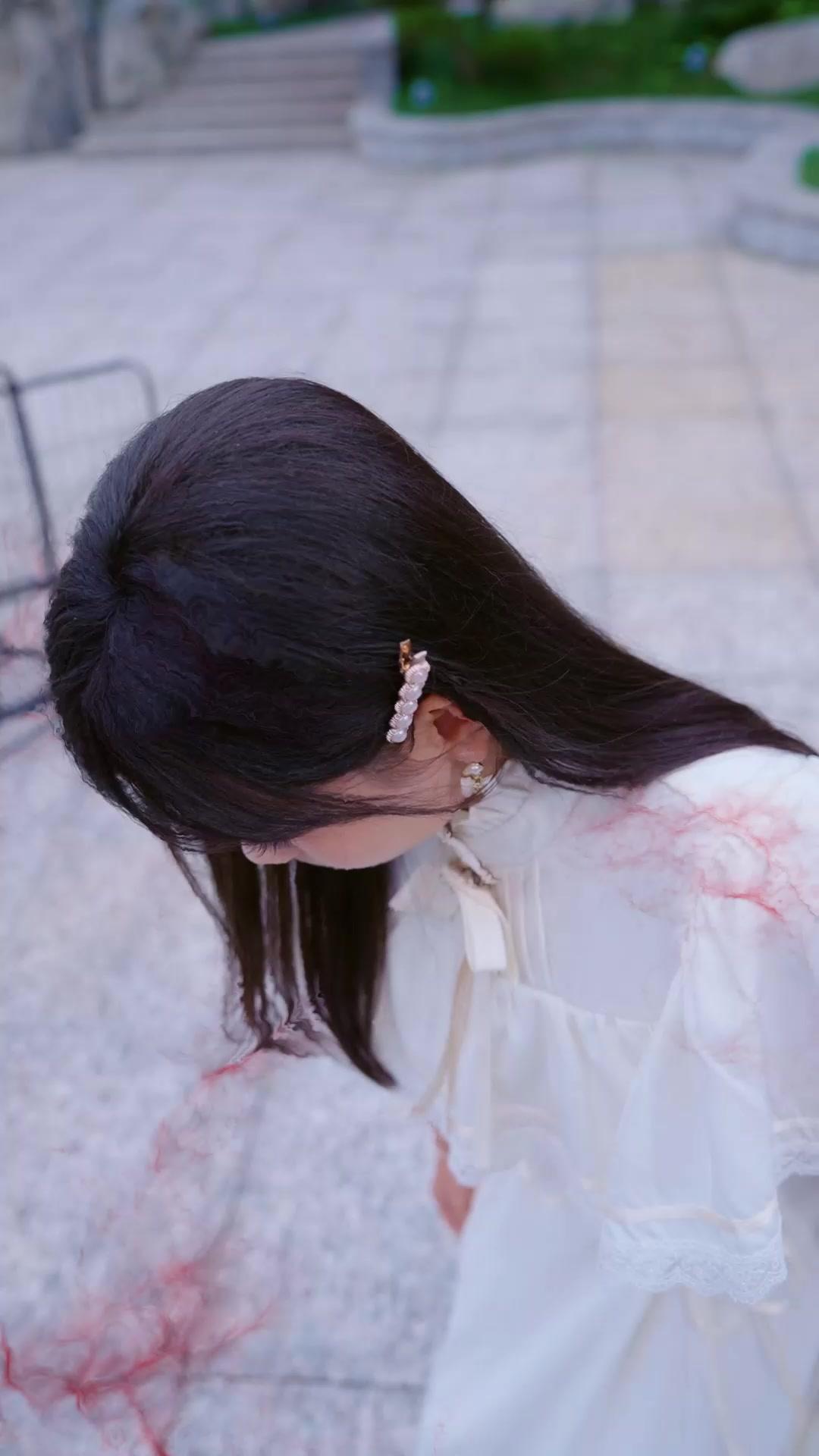 Phá Vỡ Phong Ấn