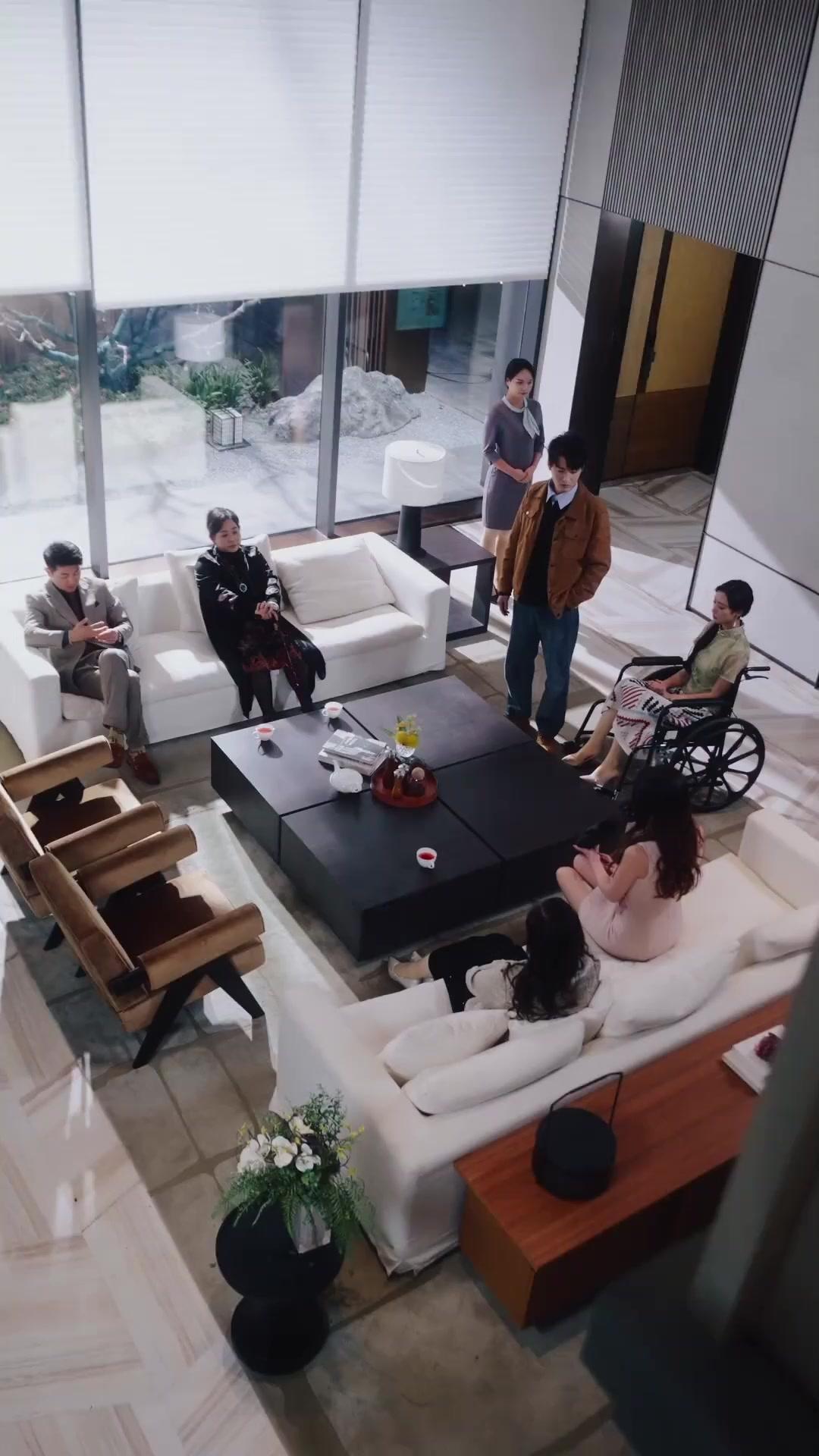 내가 나간다, 다들 길을 비켜라