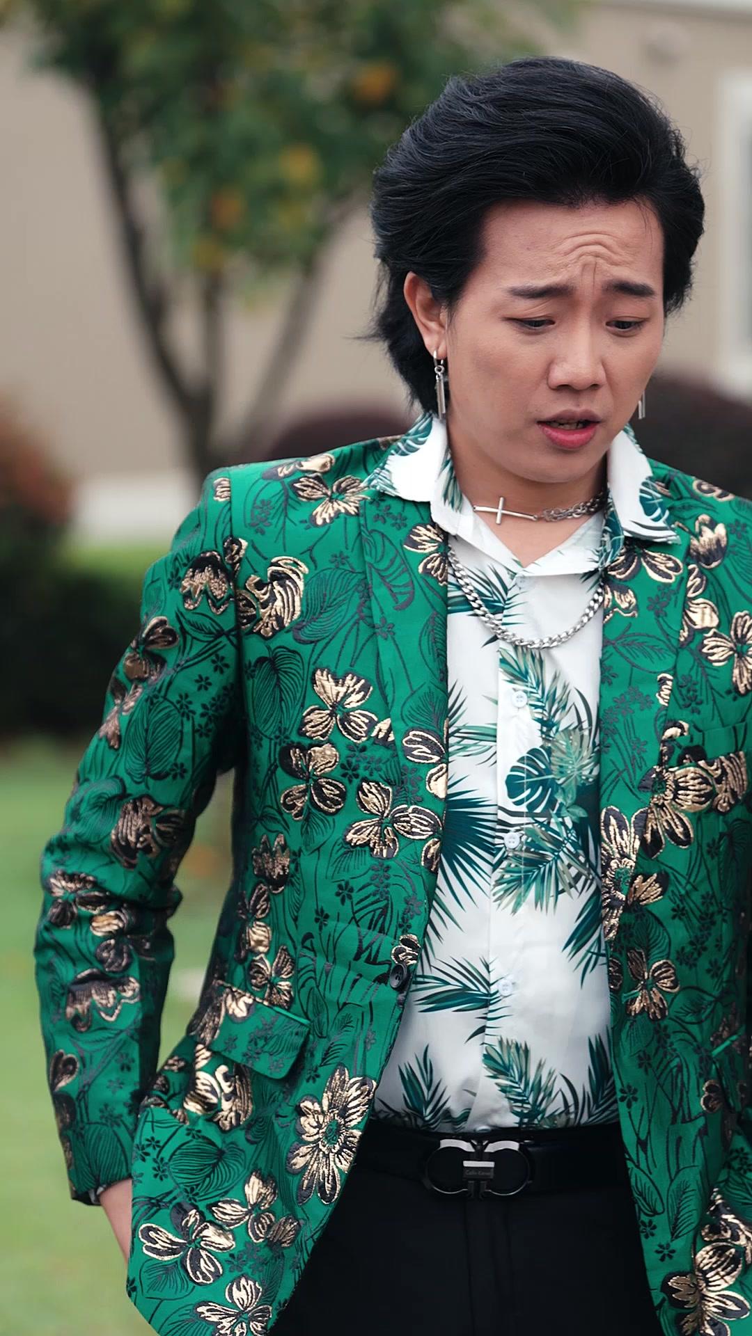 Careful! My Fiancé Has X-Ray Eyes! 