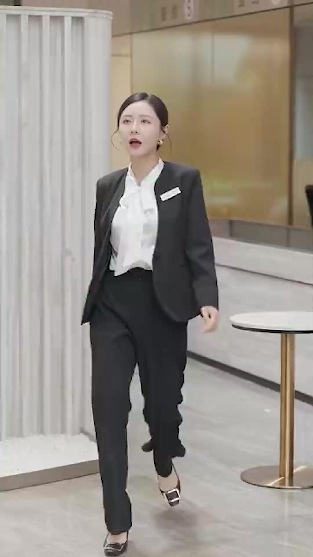 Matrimonio lampo, la dolce moglie è un grande capo