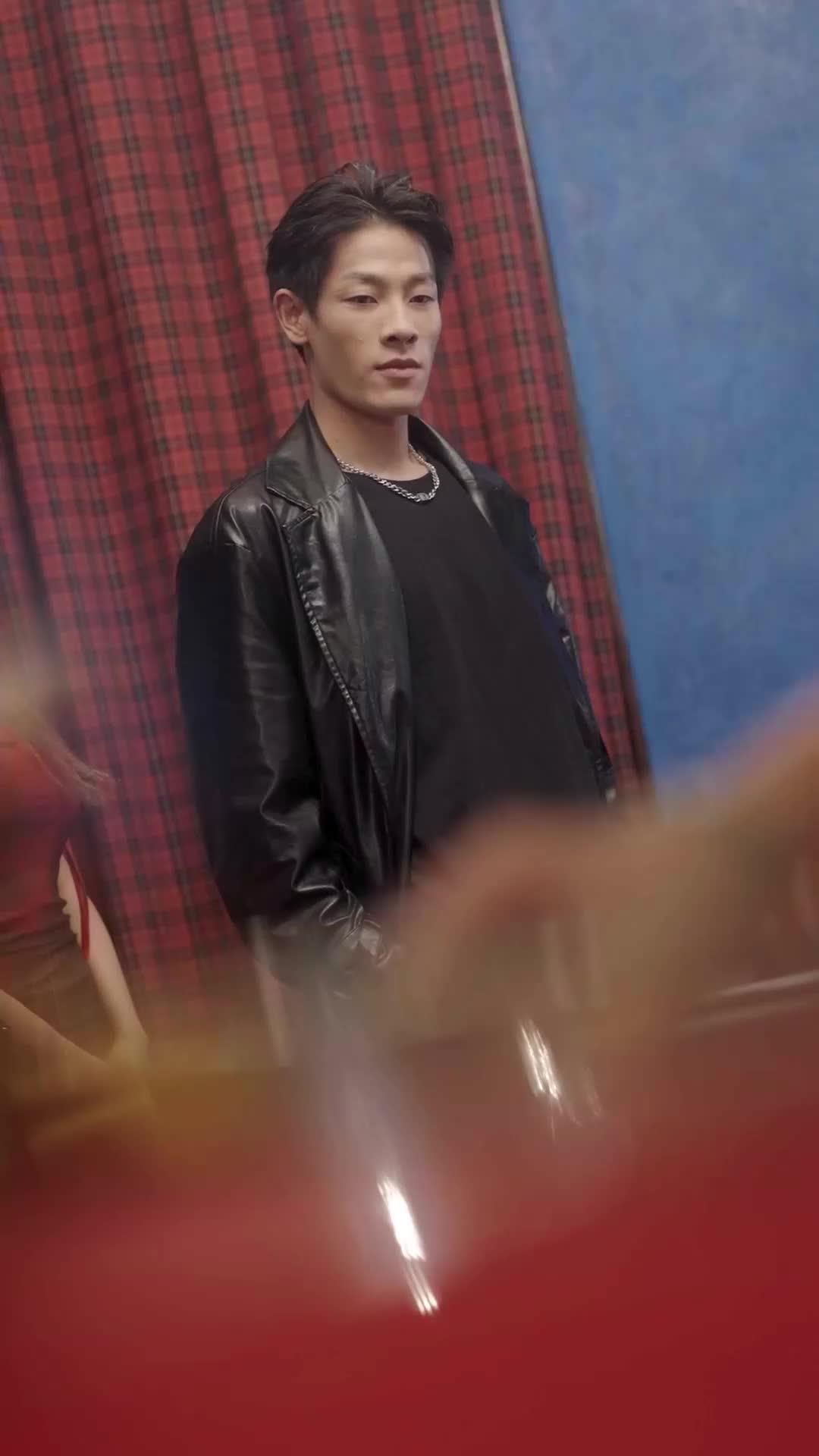 دموع في صمت